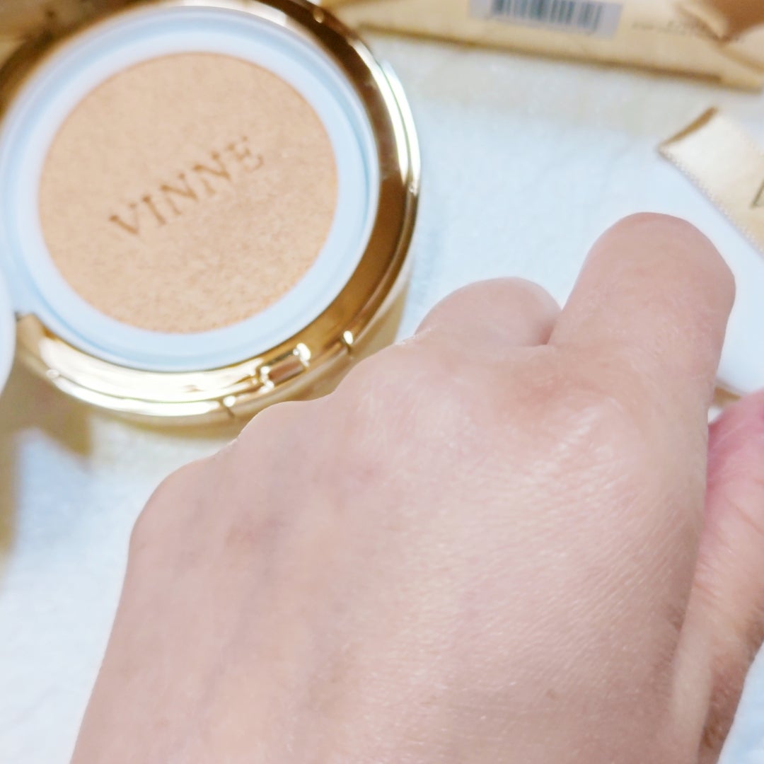 プレステージグロウスキンフィットクッション/VINNE /クッションファンデーションを使ったクチコミ（2枚目）