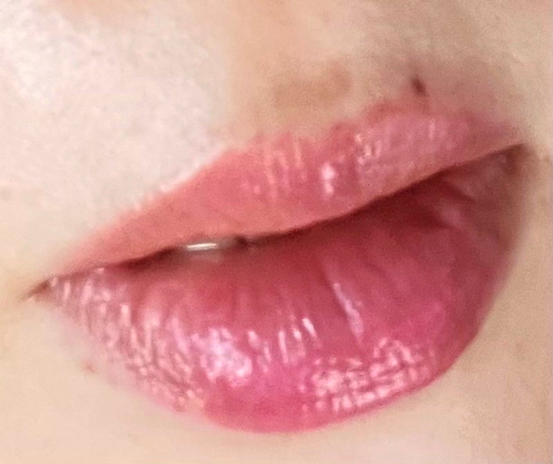 サクラヴェールリップ/パラドゥ/リップクリームを使ったクチコミ(3枚目)