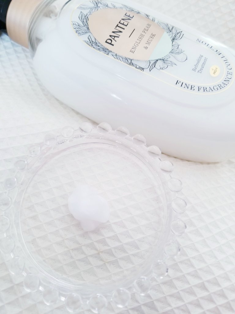 ファインフレグランスコレクション イングリッシュペアー＆ムスクの香り リフレッシングシャンプー/トリートメント/パンテーン/市販シャンプーを使ったクチコミ（3枚目）