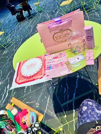 イルミネイティングフィニッシュパウダー ~Abloom~/キャンメイク/プレストパウダーを使ったクチコミ(3枚目)