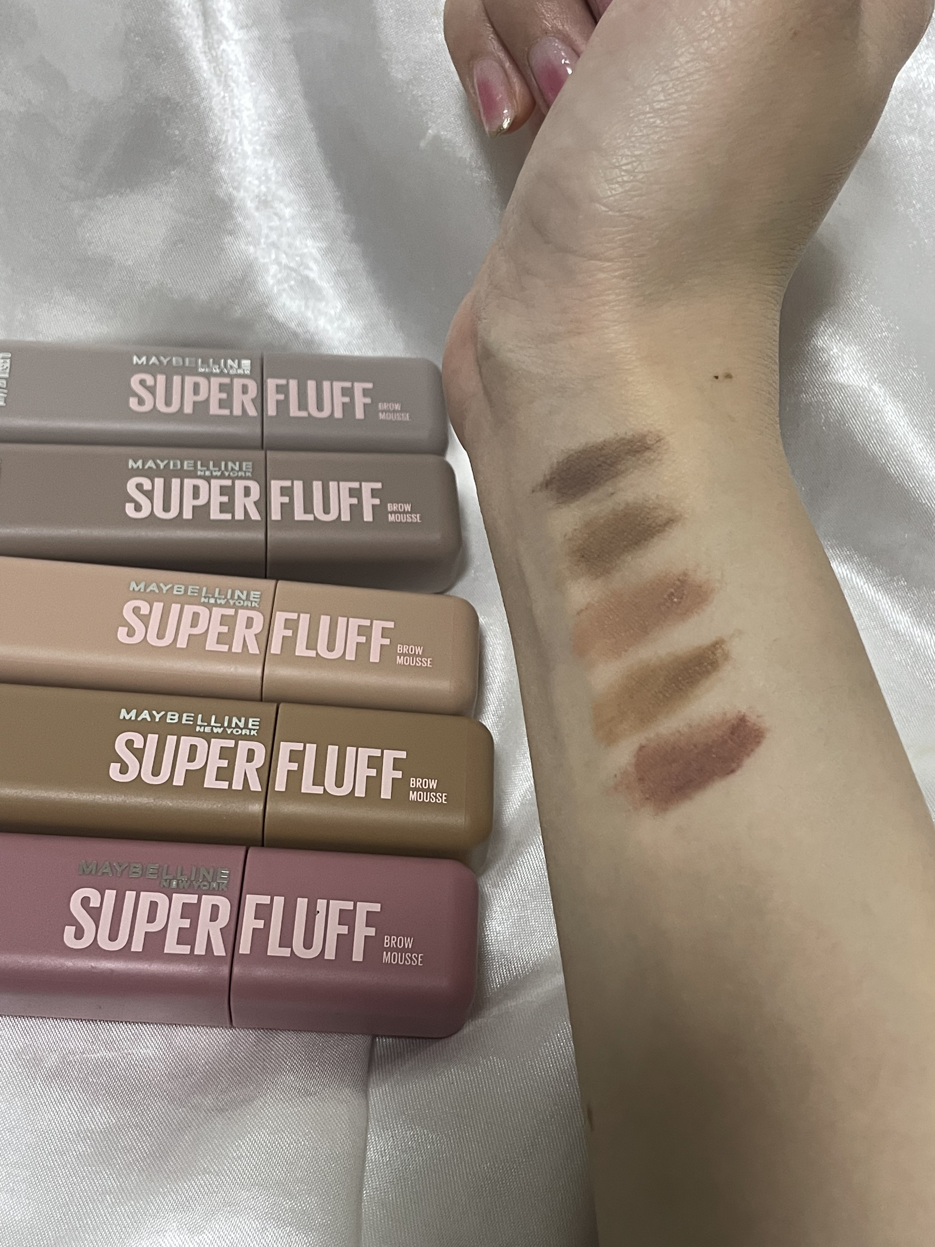 ＳＰ フラッフ ブロウ ムース/MAYBELLINE NEW YORK/眉マスカラを使ったクチコミ（2枚目）