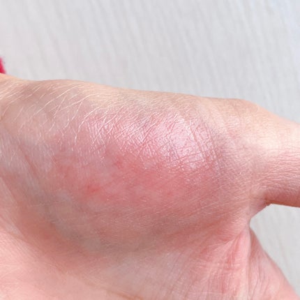 リアルフィニッシュ ブライトニング リップ エッセンス UV/COVERMARK/口紅を使ったクチコミ(3枚目)