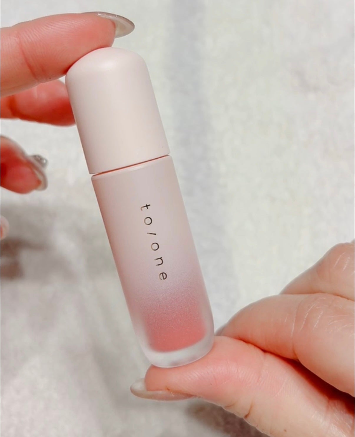 トーン ペタル ブルーミング マット リップ/to/one/口紅を使ったクチコミ(2枚目)