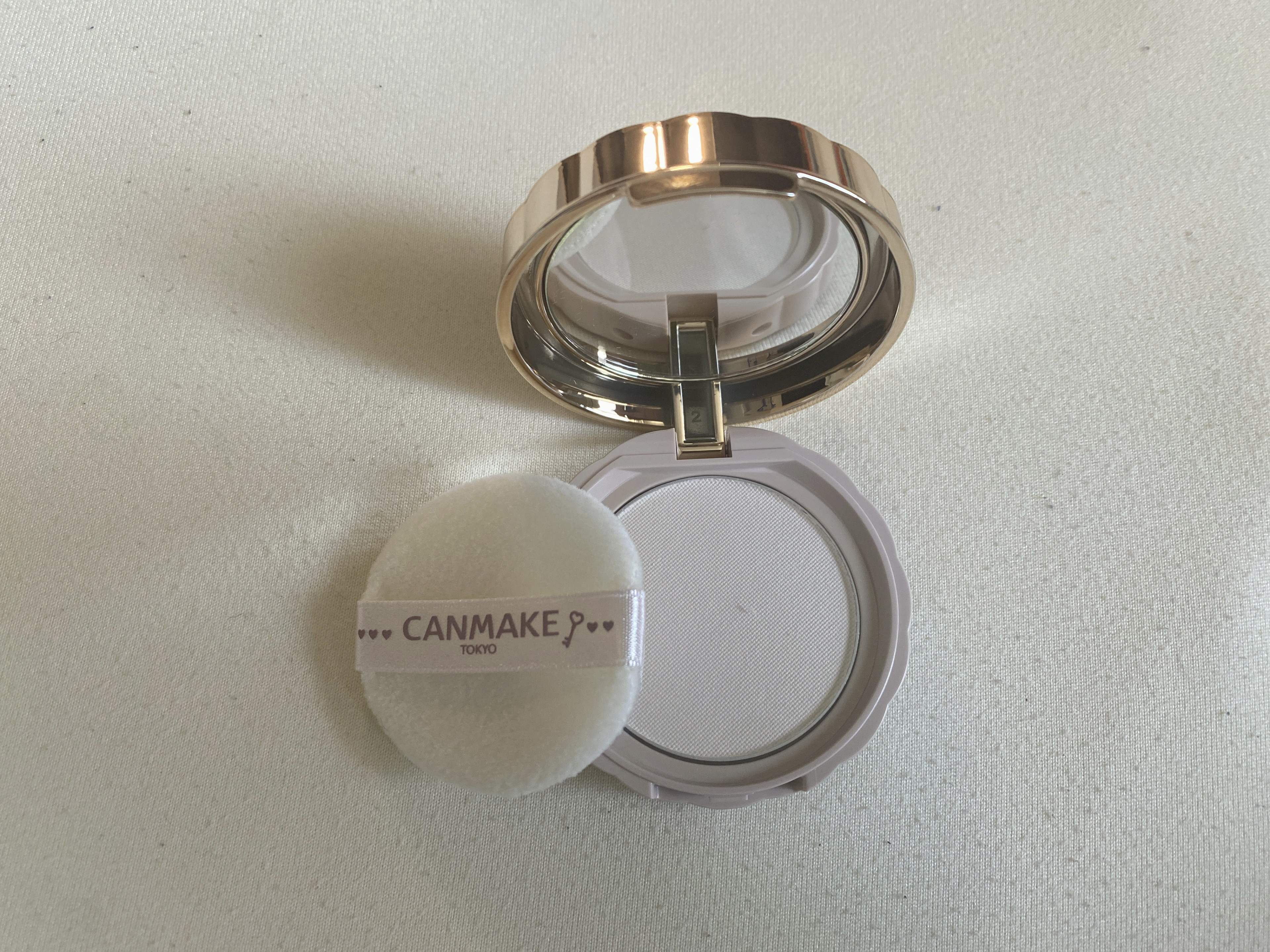 シークレットビューティーパウダー/キャンメイク/プレストパウダーを使ったクチコミ（2枚目）