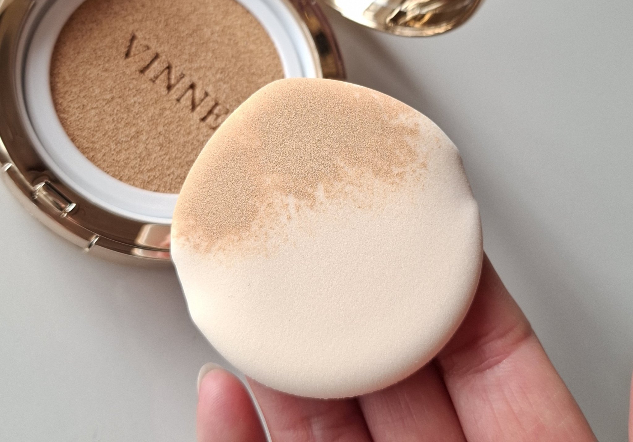 プレステージグロウスキンフィットクッション/VINNE /クッションファンデーションを使ったクチコミ（3枚目）