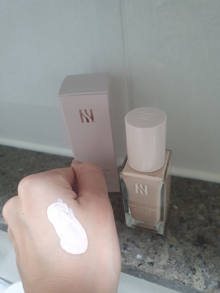 リフレクション スキングロウファンデーション/HERA/リキッドファンデーションを使ったクチコミ(2枚目)