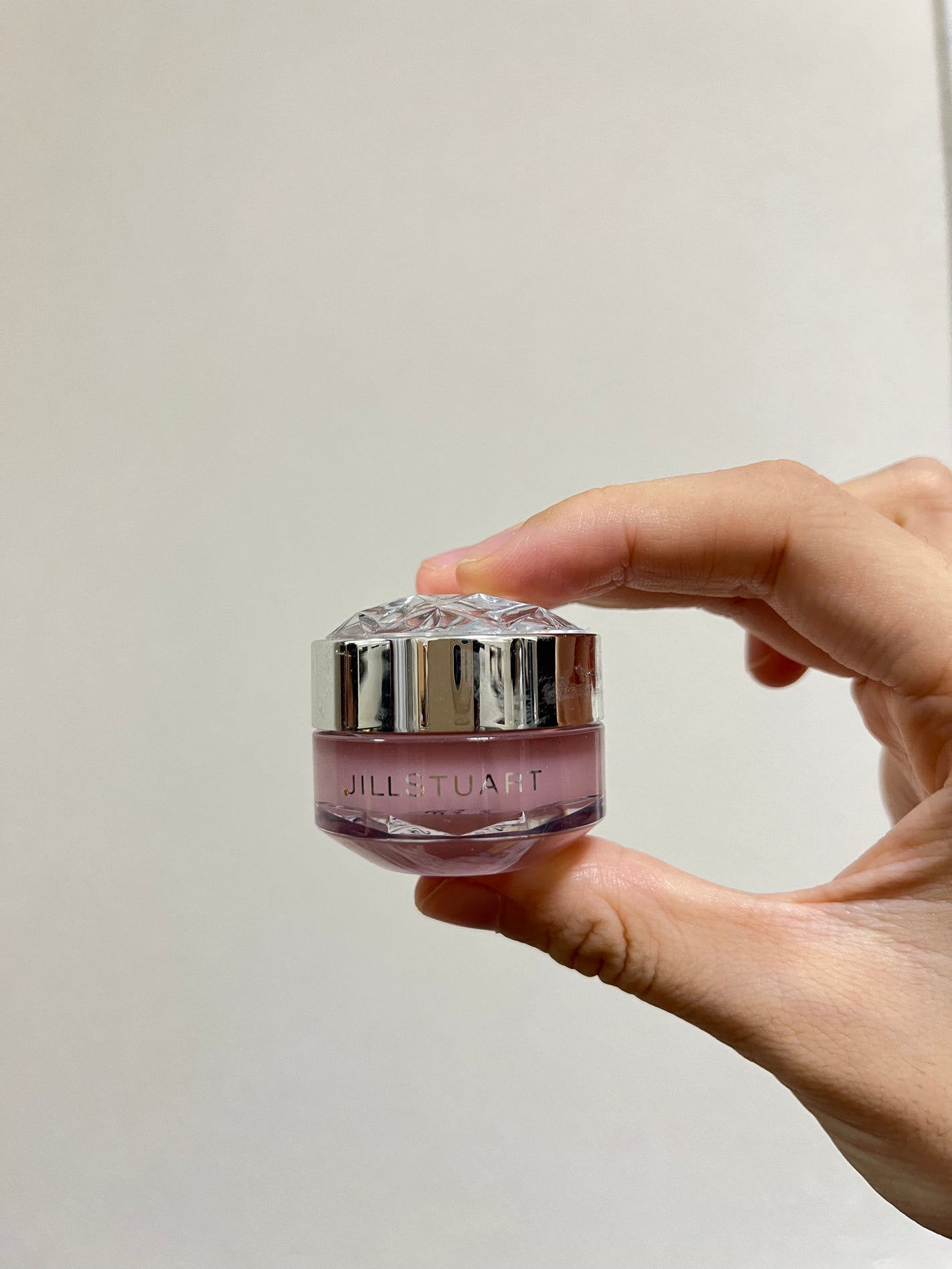 ジルスチュアート ホワイトフローラル リップマスク /JILL STUART/リップバームを使ったクチコミ(1枚目)