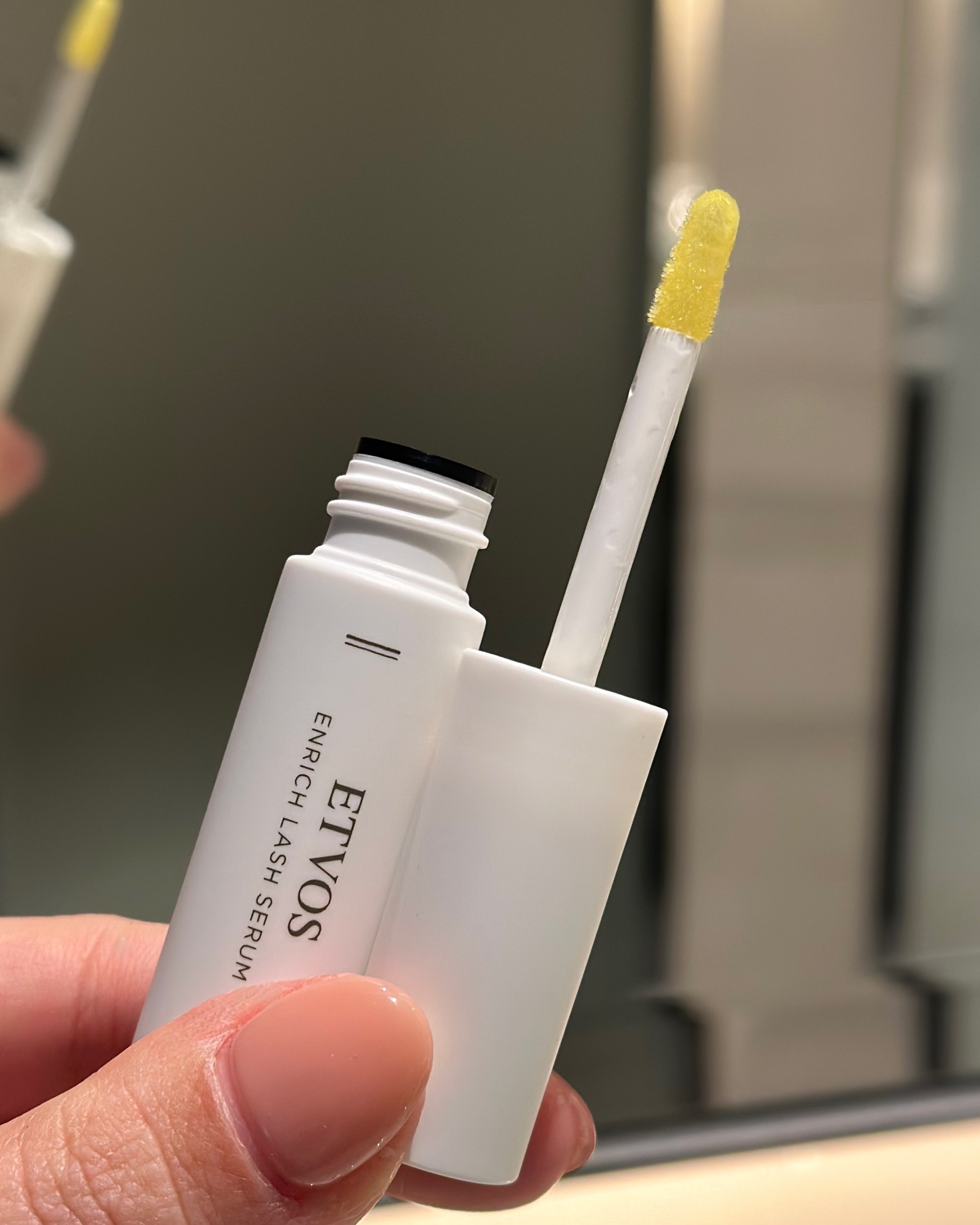 エンリッチラッシュセラム/エトヴォス/まつげ美容液を使ったクチコミ（2枚目）