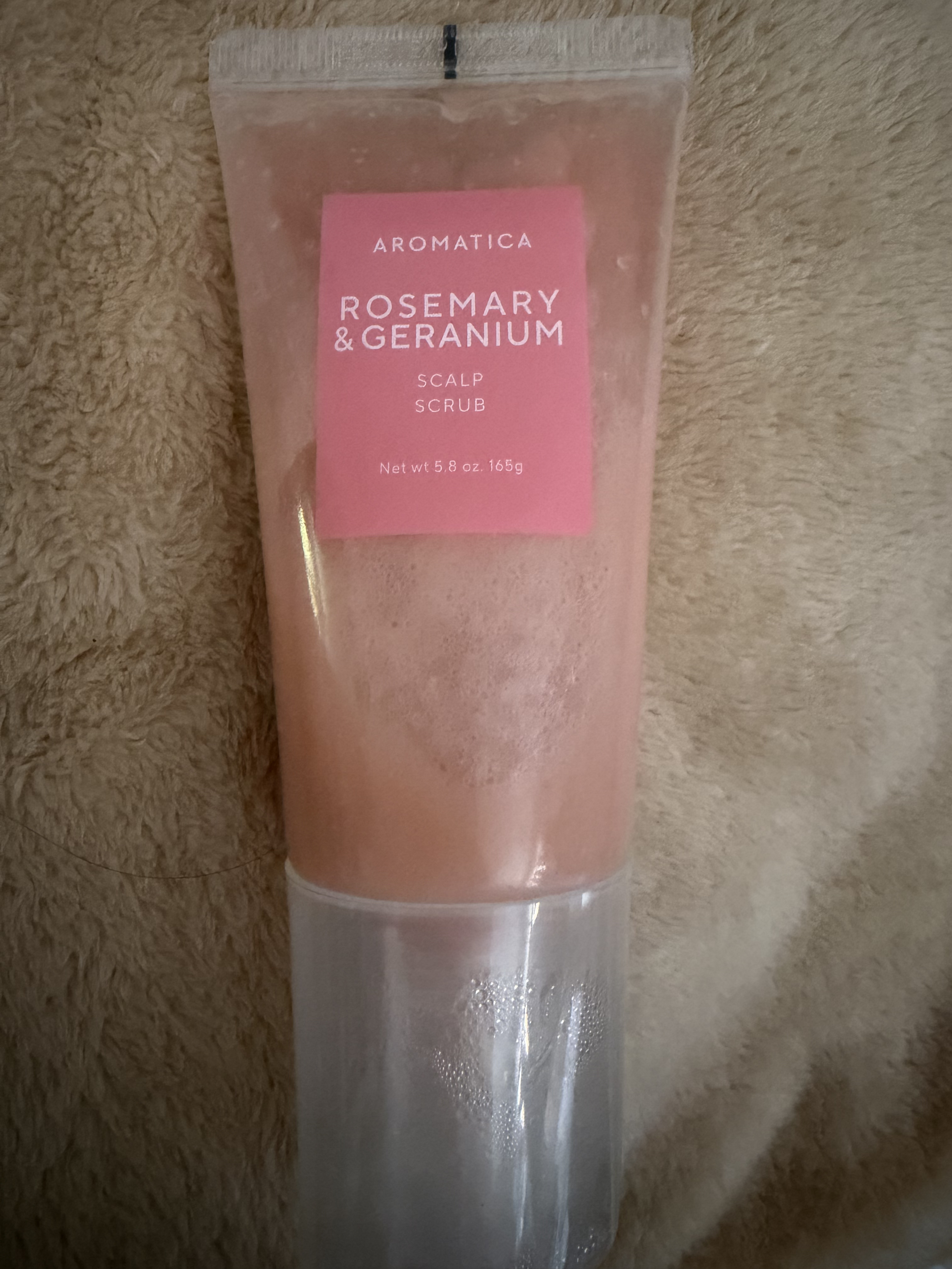 ローズマリー＆ゼラニウムスカルプスクラブ/AROMATICA/ヘッドスクラブを使ったクチコミ（1枚目）