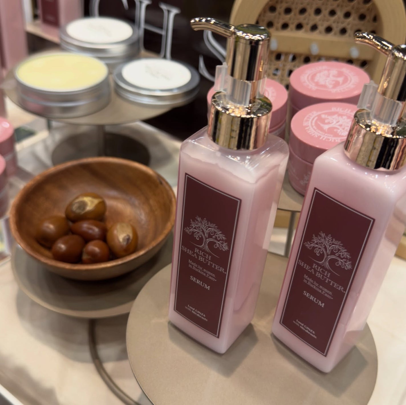 dakota on LIPS 「#LoftGreenProject 2026.01.13-20..」(10枚目)