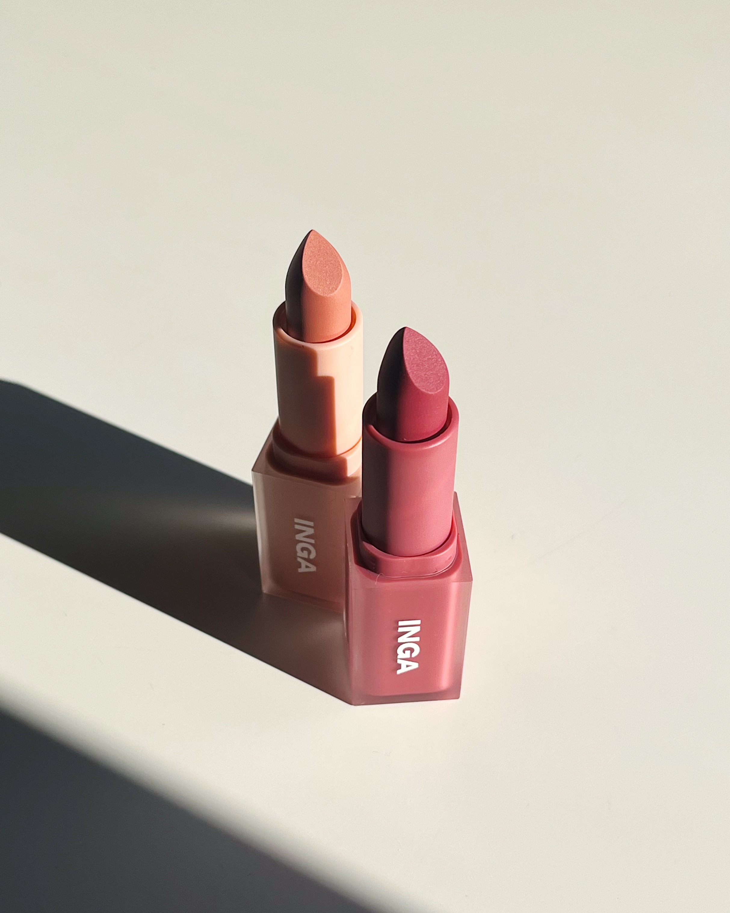 パウダーブラーリップスティック/INGA/口紅を使ったクチコミ（1枚目）