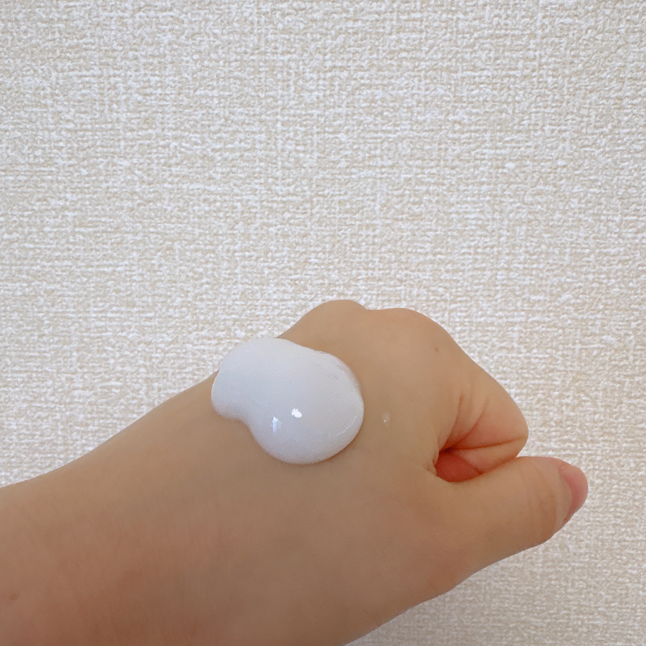 ソフィーナ iP 水光ピーリング泡セラム<ふきとり美容液>/SOFINA iP/美容液を使ったクチコミ（2枚目）