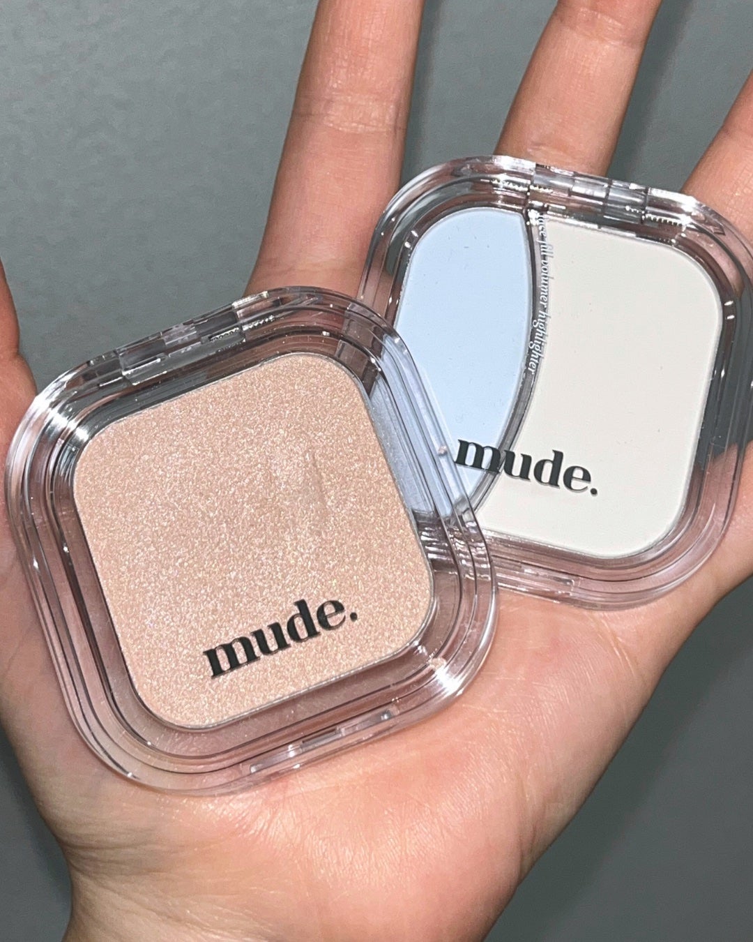 フェイスボリューマーハイライター/mude./パウダーハイライトを使ったクチコミ(4枚目)