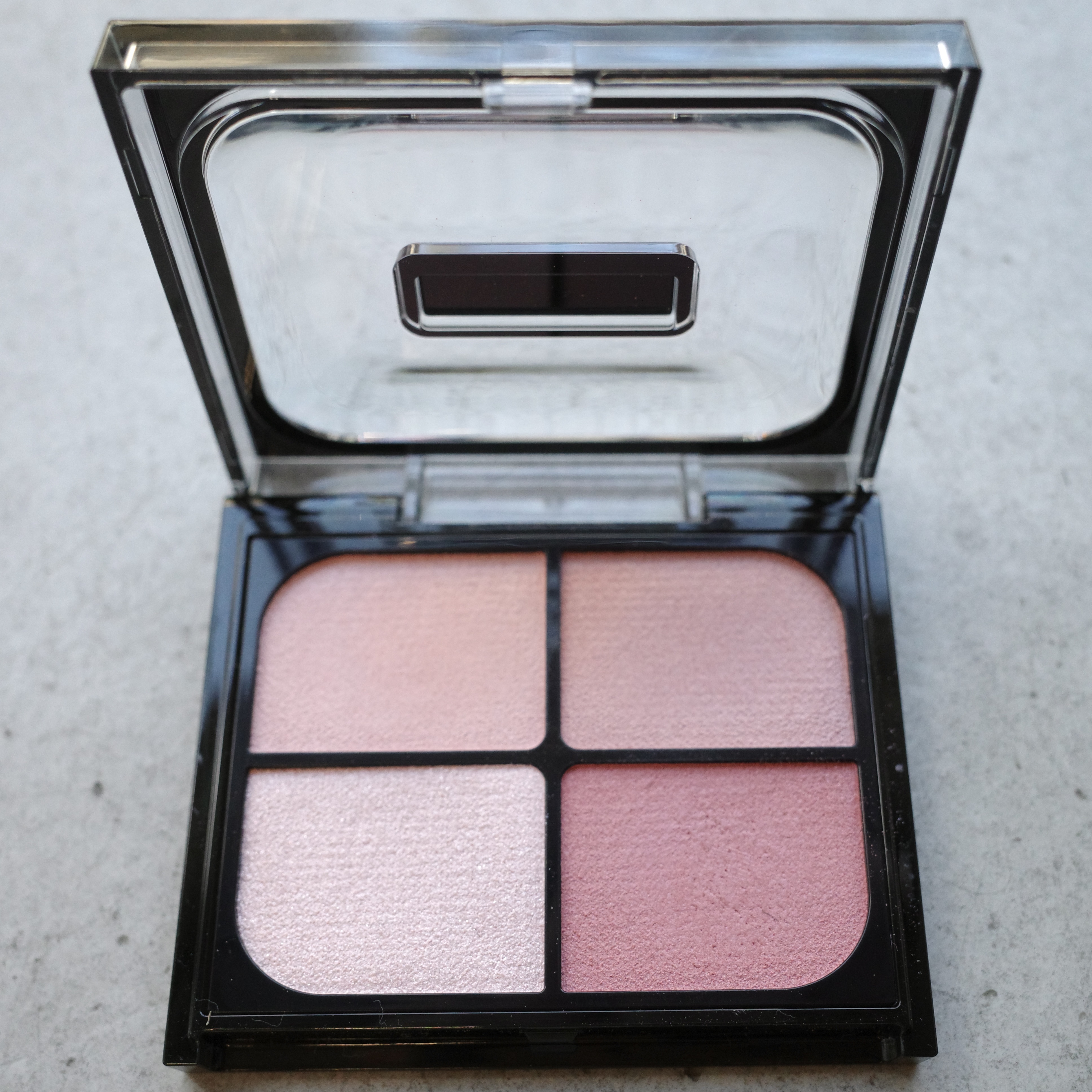 バウンシーチークシャドウ/KATE/マルチパレットを使ったクチコミ（2枚目）