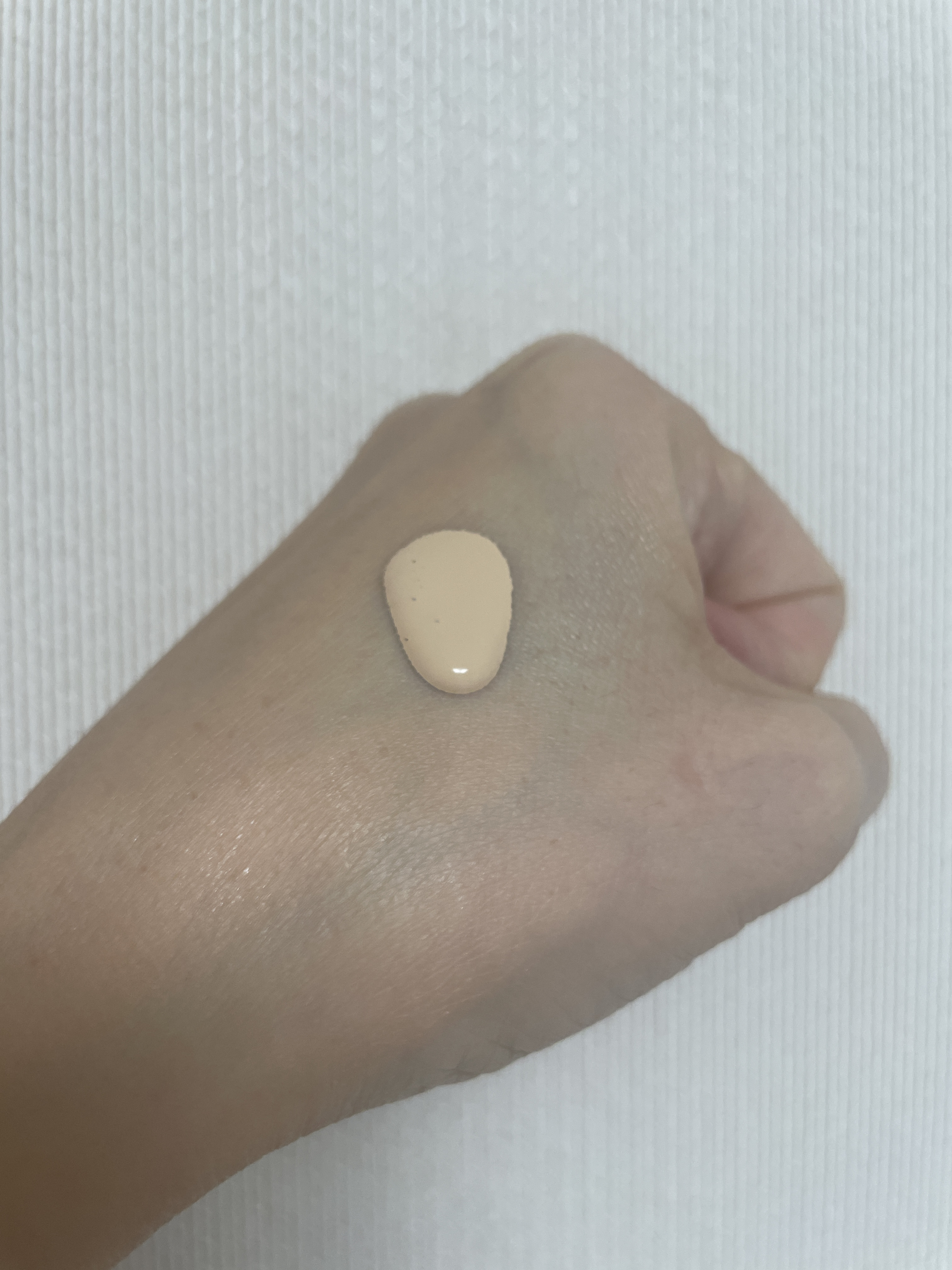 リフレクション スキングロウファンデーション/HERA/リキッドファンデーションを使ったクチコミ（3枚目）