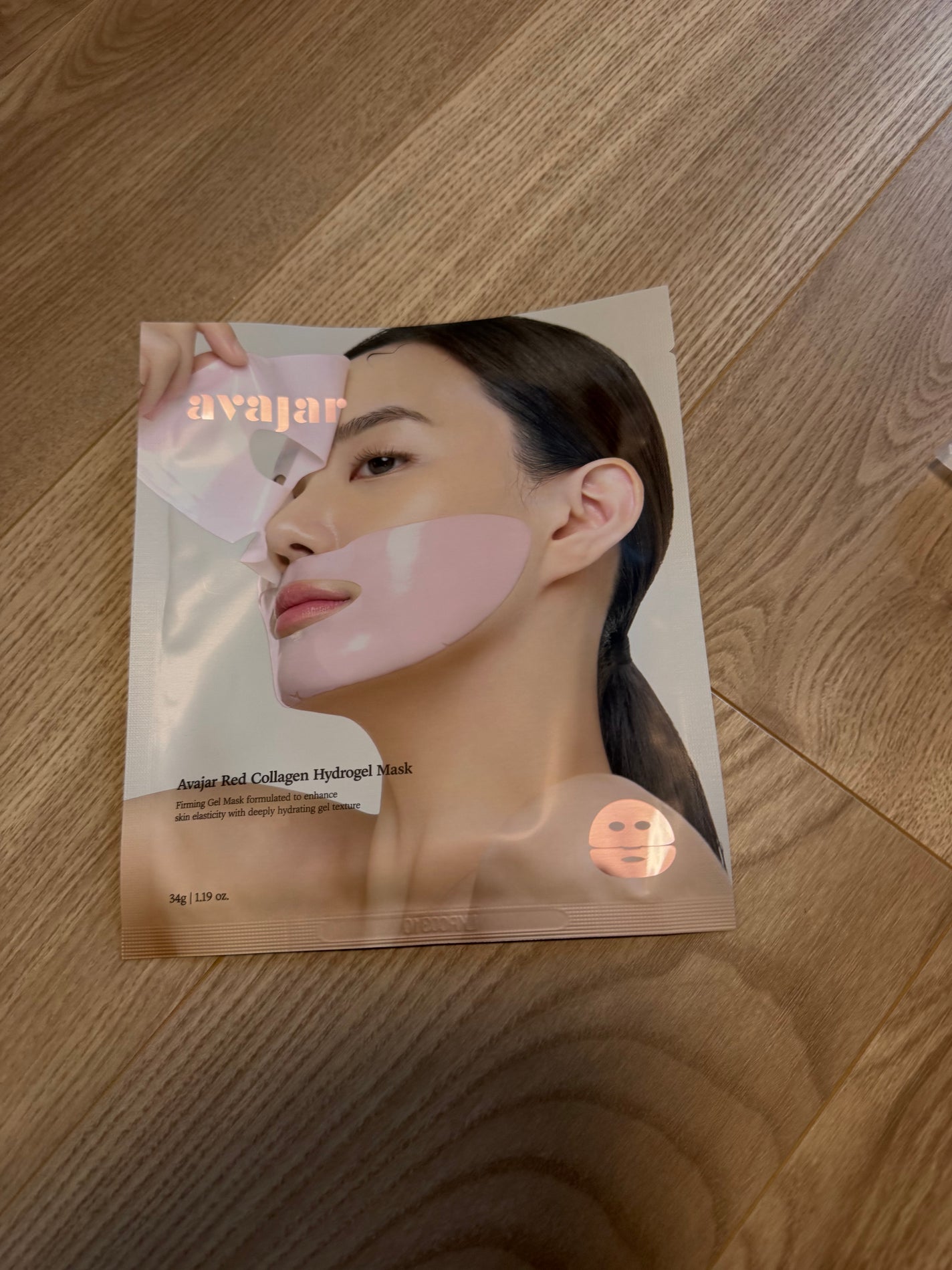 レッドコラーゲンハイドロゲルマスク/avajar/シートマスク・パックを使ったクチコミ(1枚目)