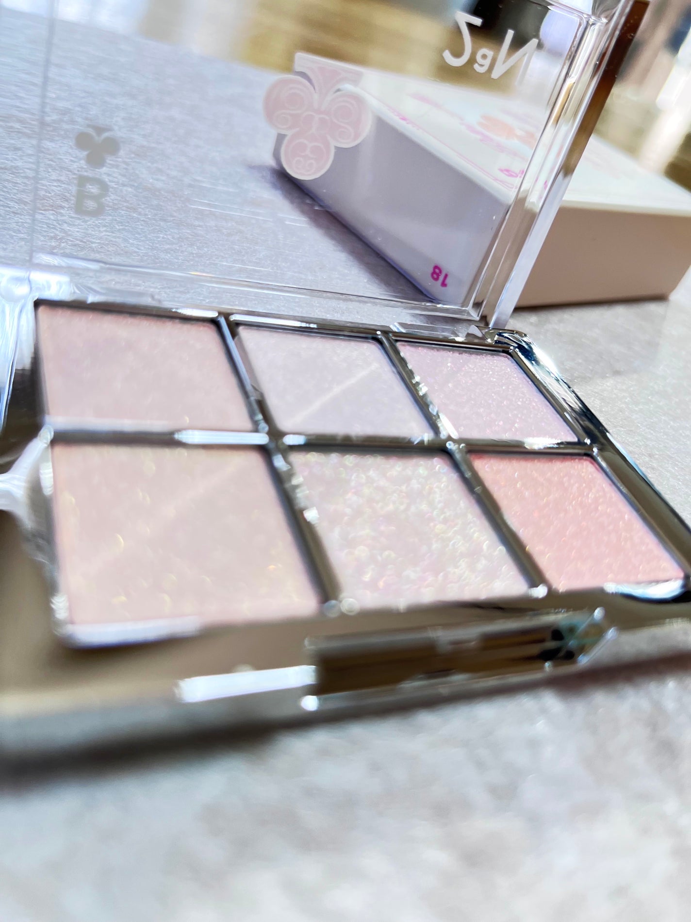 ケイト ポッピングシルエットシャドウ/KATE/アイシャドウパレットを使ったクチコミ(2枚目)