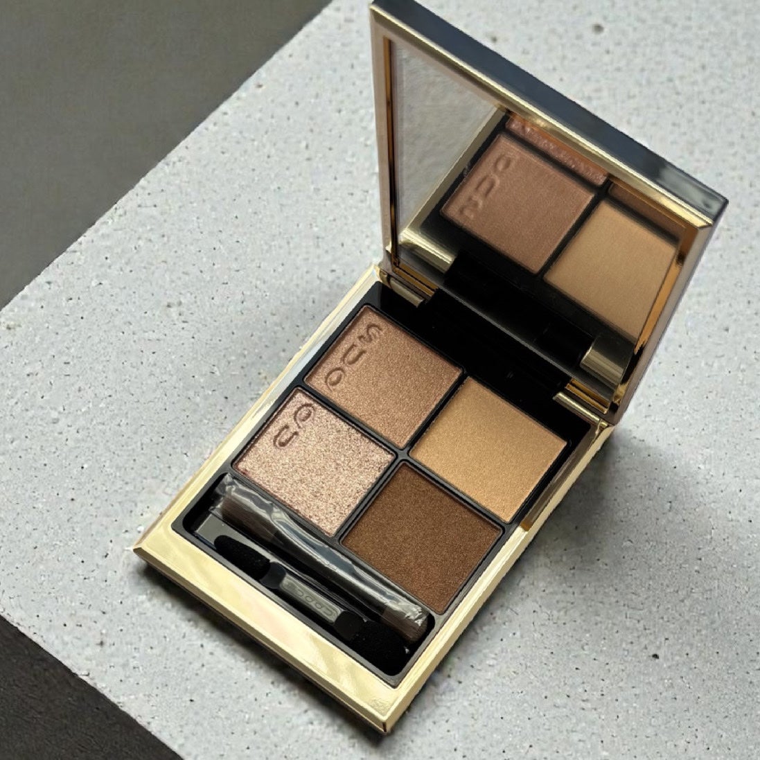 シグニチャー カラー アイズ/SUQQU/アイシャドウパレットを使ったクチコミ(1枚目)