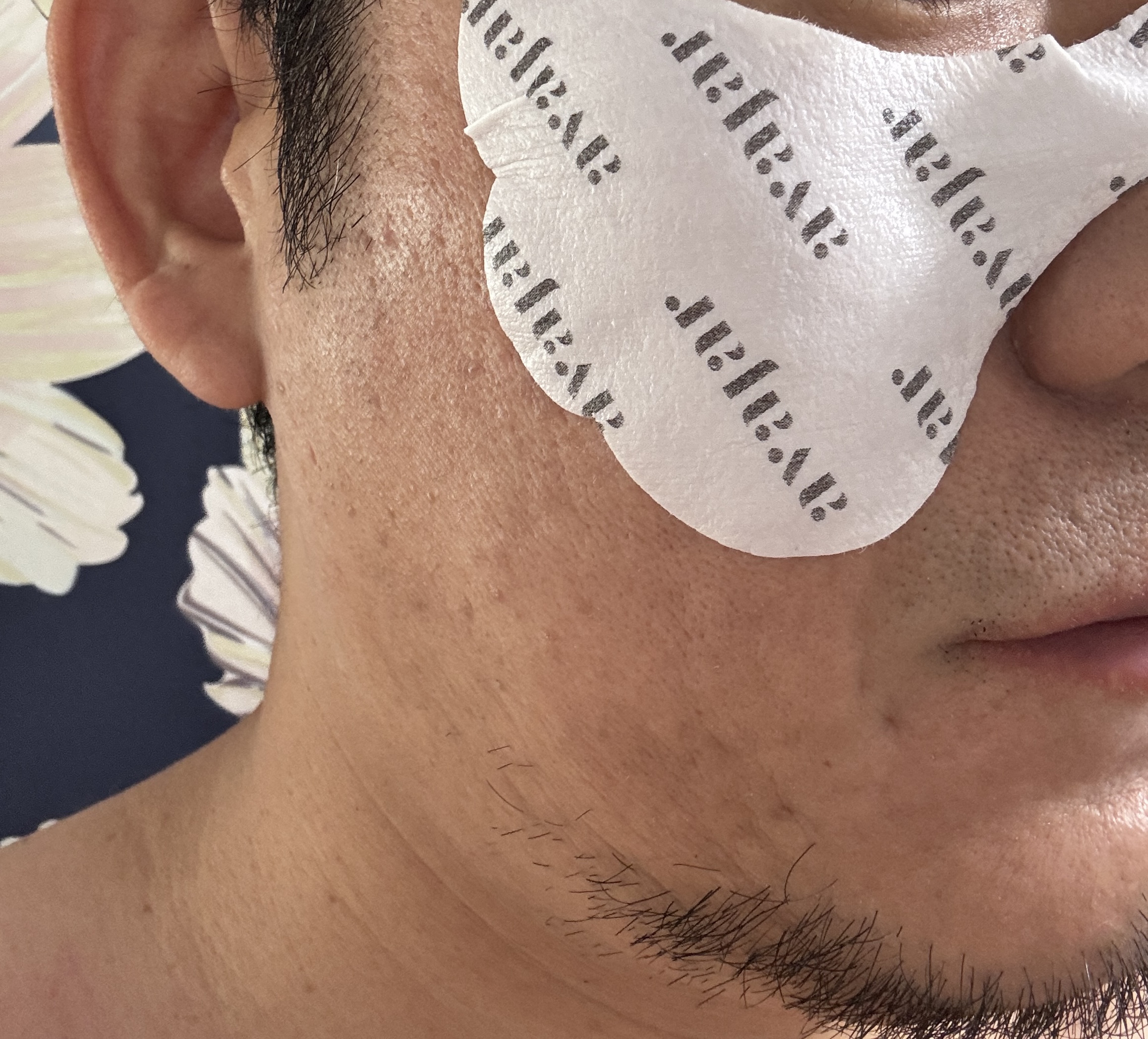 リジュビネイティングアイリンクルコントロールマスク/avajar/シートマスク・パックを使ったクチコミ（3枚目）