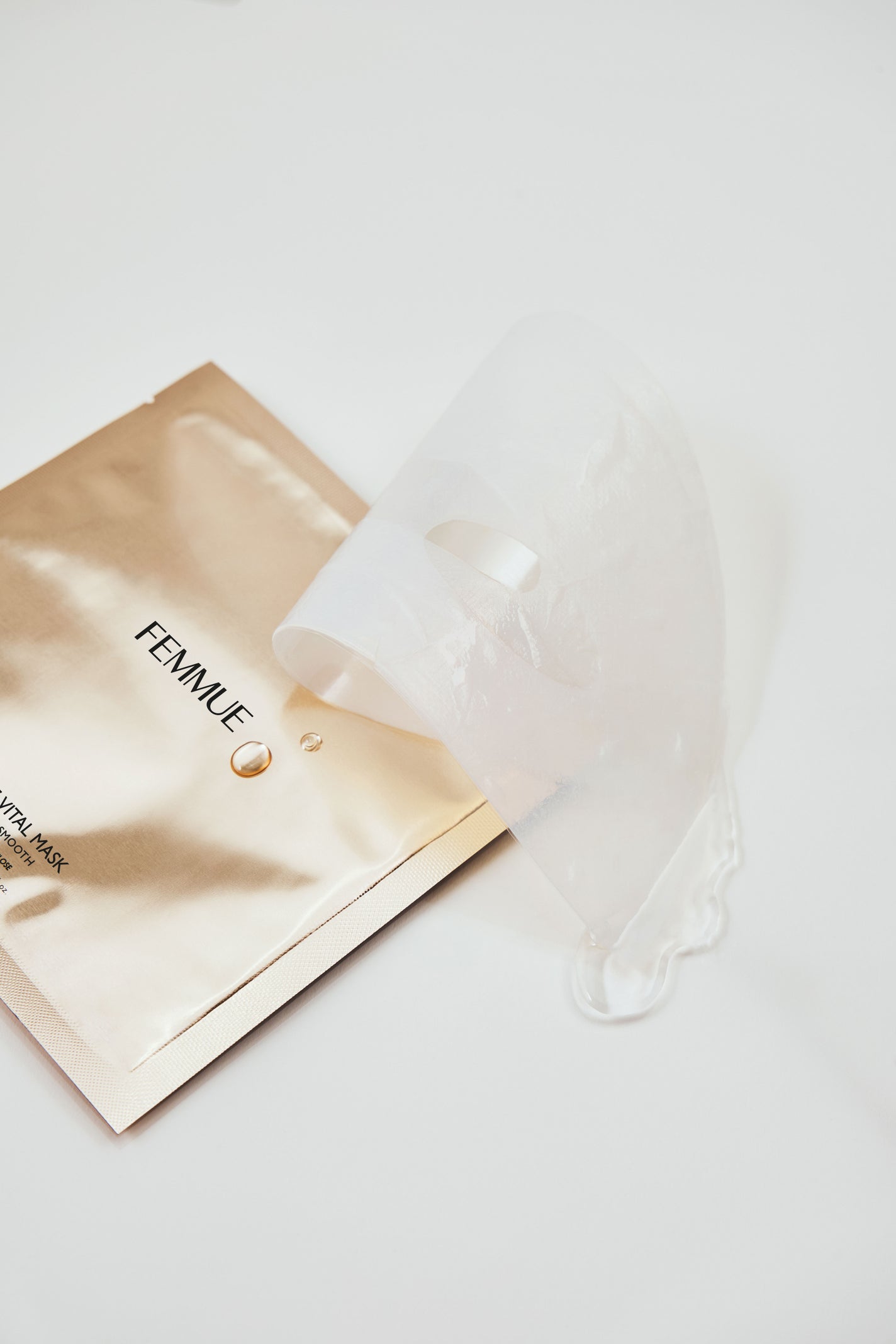 ルミエール ヴァイタルマスクをプレゼント!(1枚目)