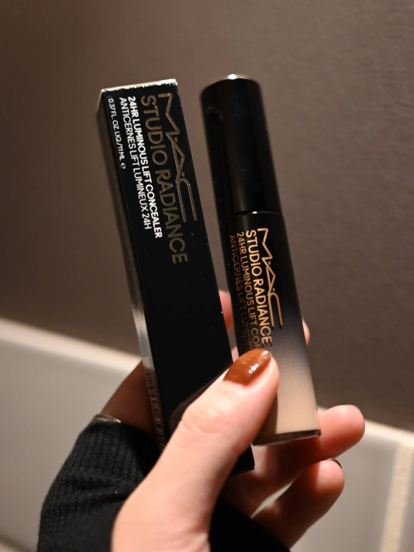 スタジオ ラディアンス 24 ルミナス コンシーラー/M・A・C/リキッドコンシーラーを使ったクチコミ（1枚目）