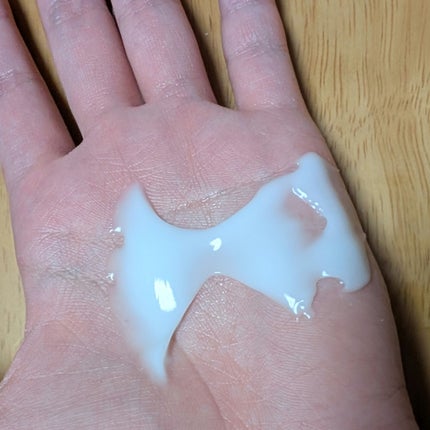 pdc ピュア ナチュラル クリームエッセンス モイストのクチコミ「クリームがなかったのでpdcピュア ナチュラル クリームエッセンス モイストを買って見ました😊.....」(3枚目)