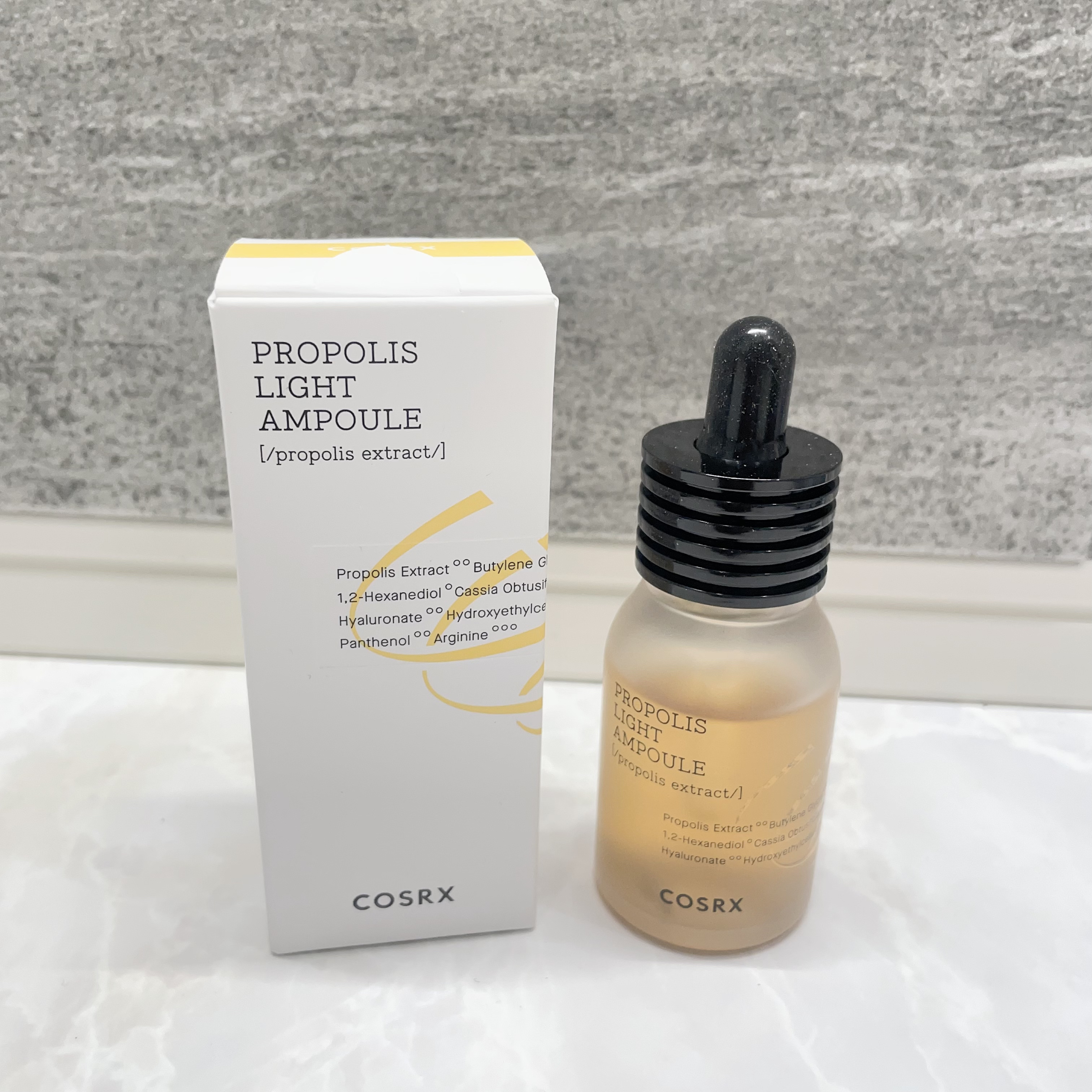 COSRX フルフィットプロポリスライトアンプルのクチコミ「COSRXのフルフィット プロポリス ライト アンプル🐝💛
⠀
とろーり濃密なテクスチャーで
.....」（1枚目）