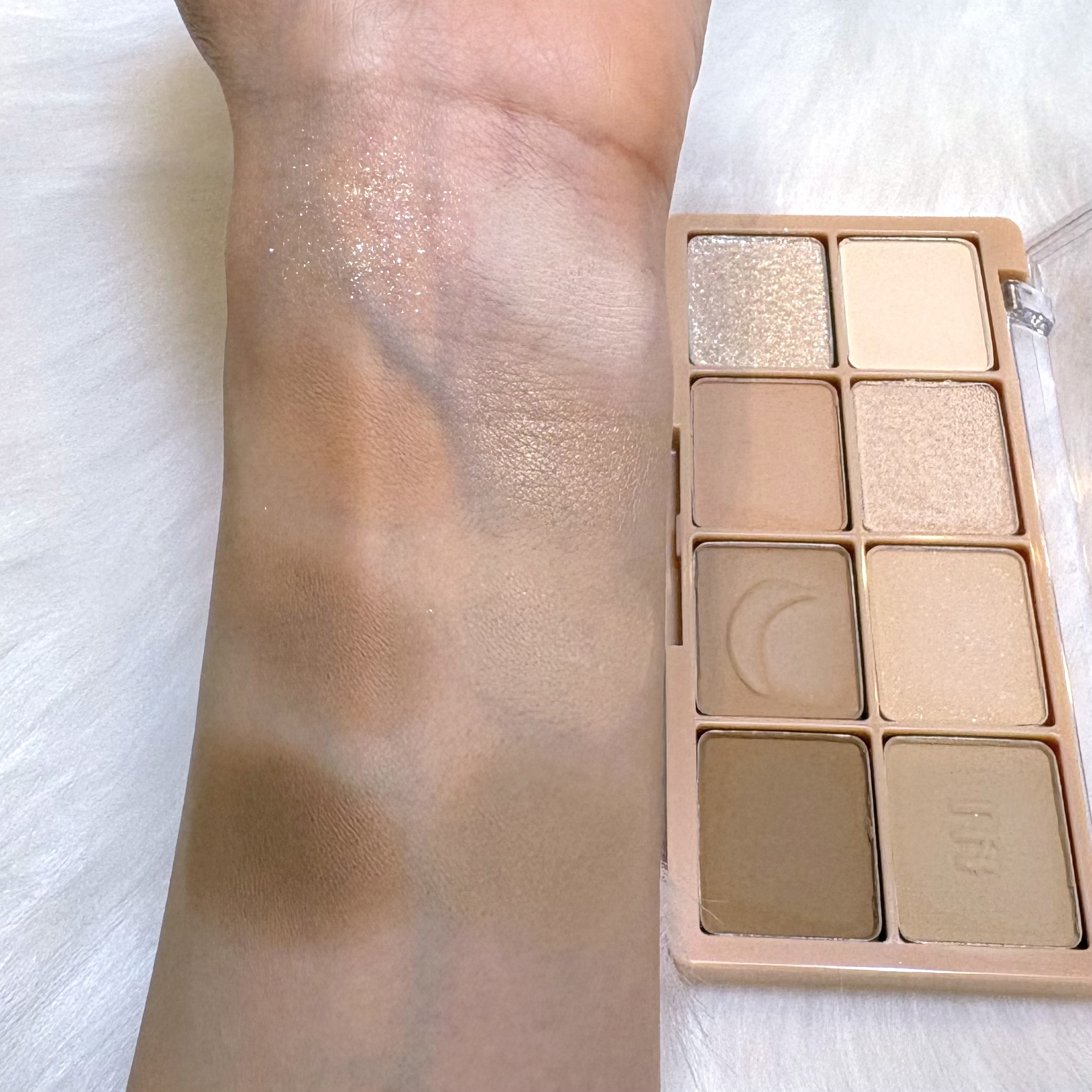 ビーマイスウィートデザートハウスパレット/Milk Touch/アイシャドウパレットを使ったクチコミ（3枚目）