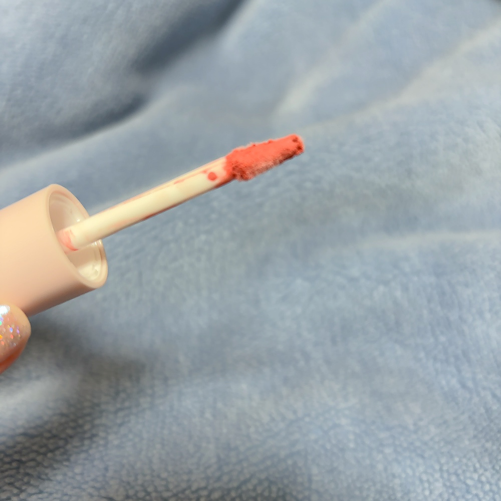 トーン ペタル ブルーミング マット リップ/to/one/口紅を使ったクチコミ（2枚目）