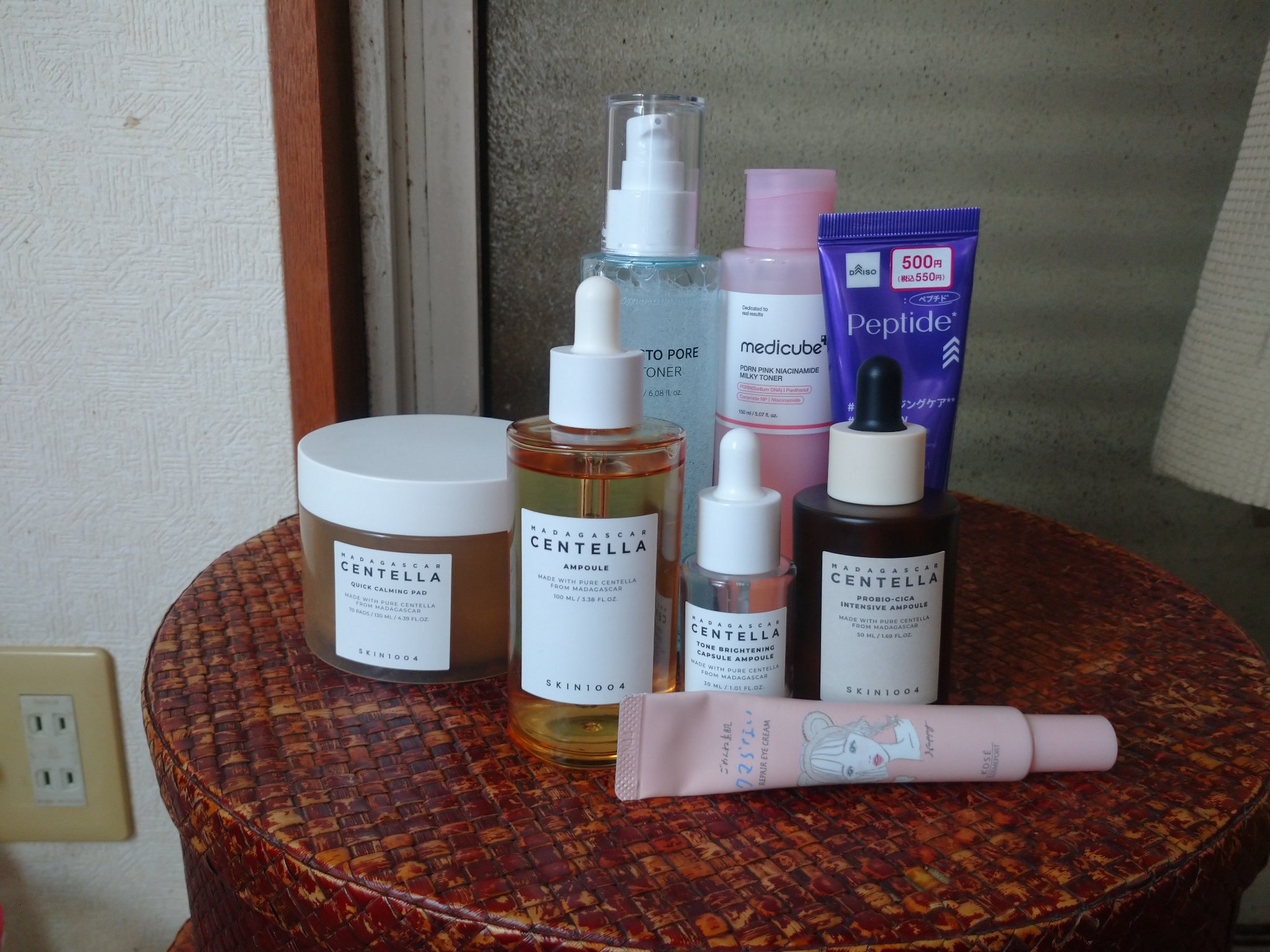 🌅朝のスキンケア 記録用

SKIN1004センテラ クイックカーミングパッド➔SAM'U
サミュ ガラクトポア オーツートナー、MEDICUBE
PDRNピンクナイアシンアミドミルキートナー➔SKIN1004センテラ アンプル、SKIN