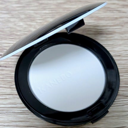 カネボウ クリスタライズドフィックスパウダー/KANEBO/プレストパウダーを使ったクチコミ(1枚目)