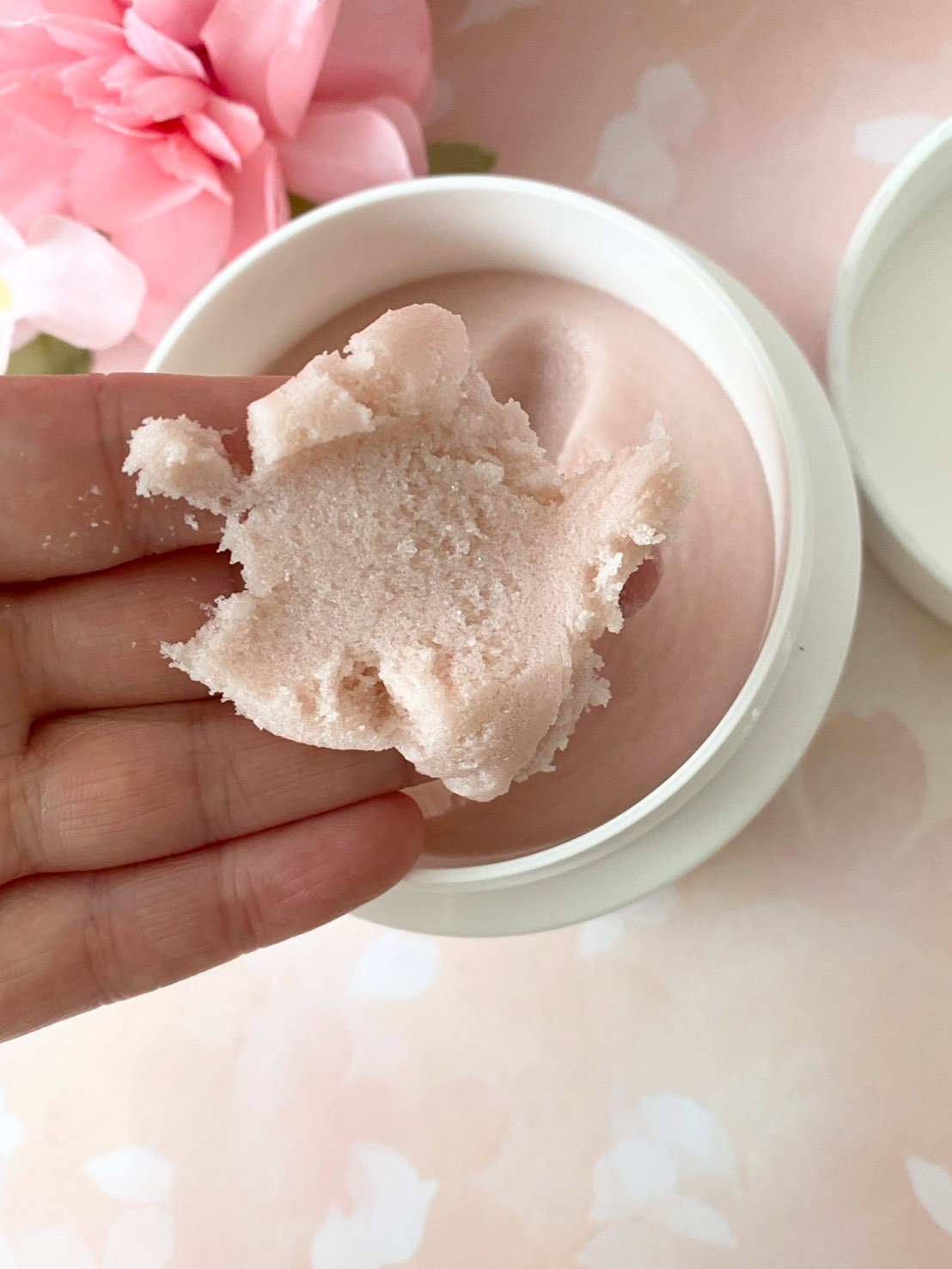 ボディスクラブ Pink Musk/ULRUB/ボディスクラブを使ったクチコミ（3枚目）