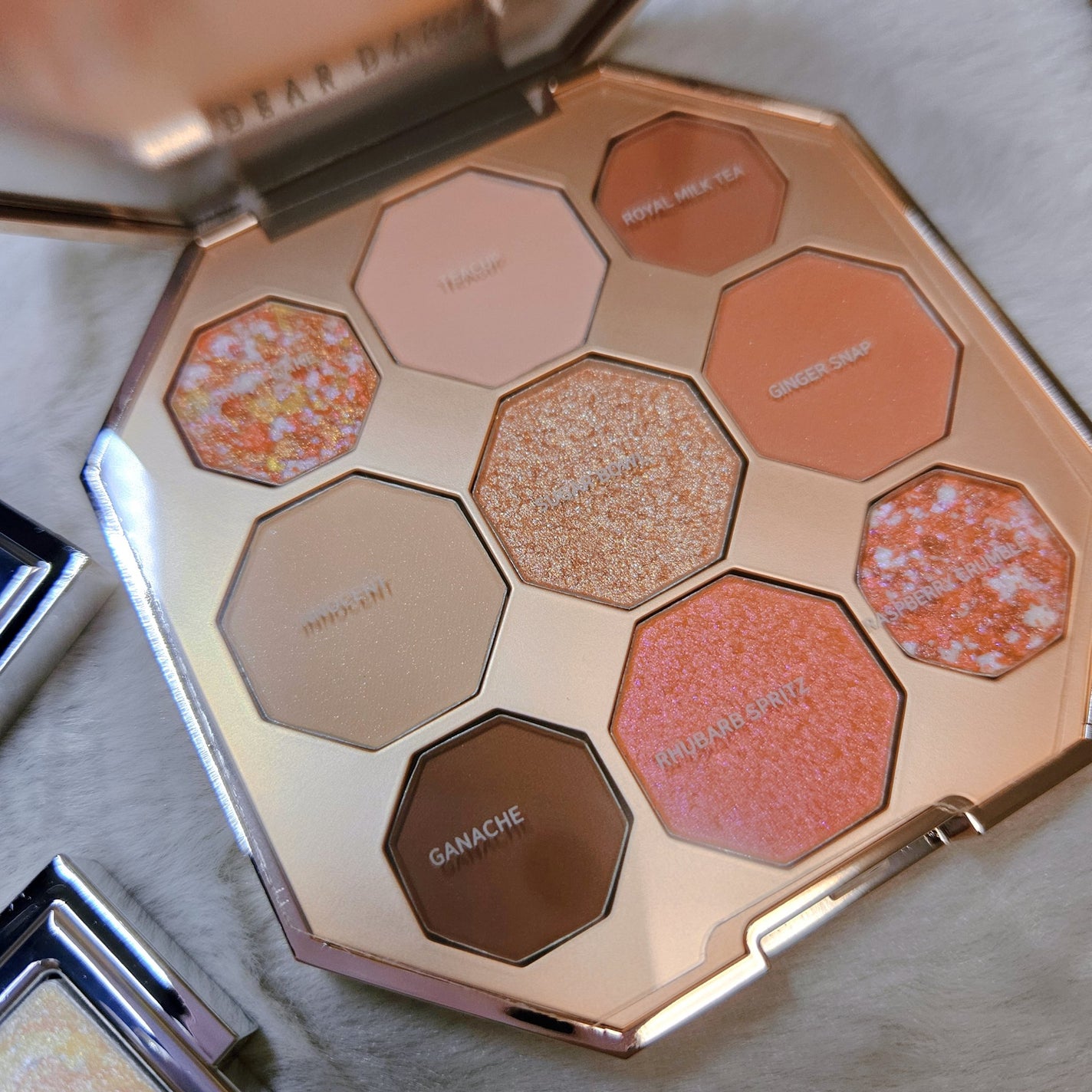 スキンルミナスハイライター/DEAR DAHLIA/パウダーハイライトを使ったクチコミ(2枚目)