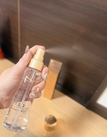 マリアンボレ ジューンガーデンミストのクチコミ「マリアンボレ ジューンガーデンミスト 🫧
朝バタバタのメイク後にシュッとひと吹き💫
仕上げ用.....」(2枚目)