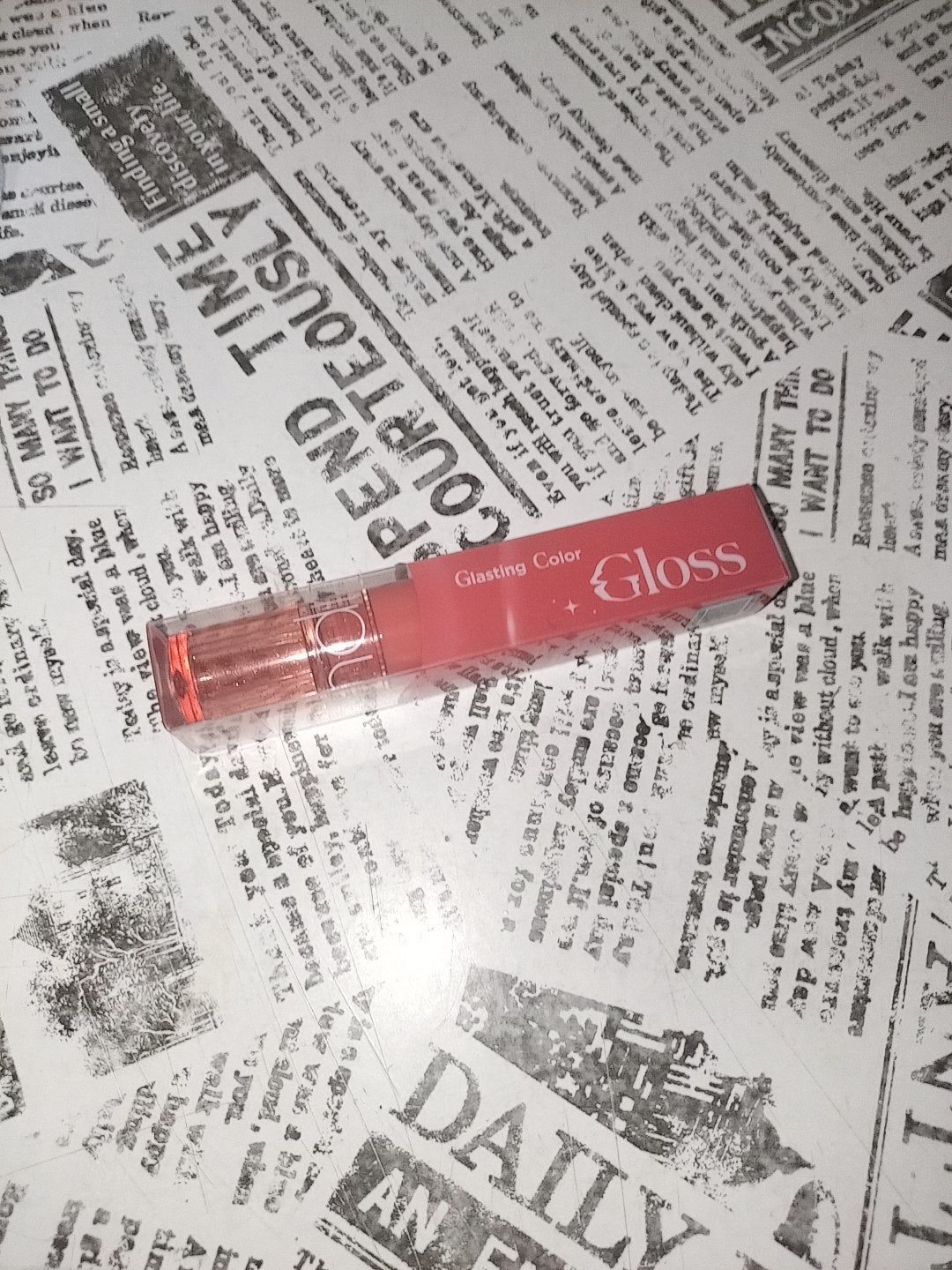 グラスティングカラーグロス/rom&nd/リップグロスを使ったクチコミ(1枚目)