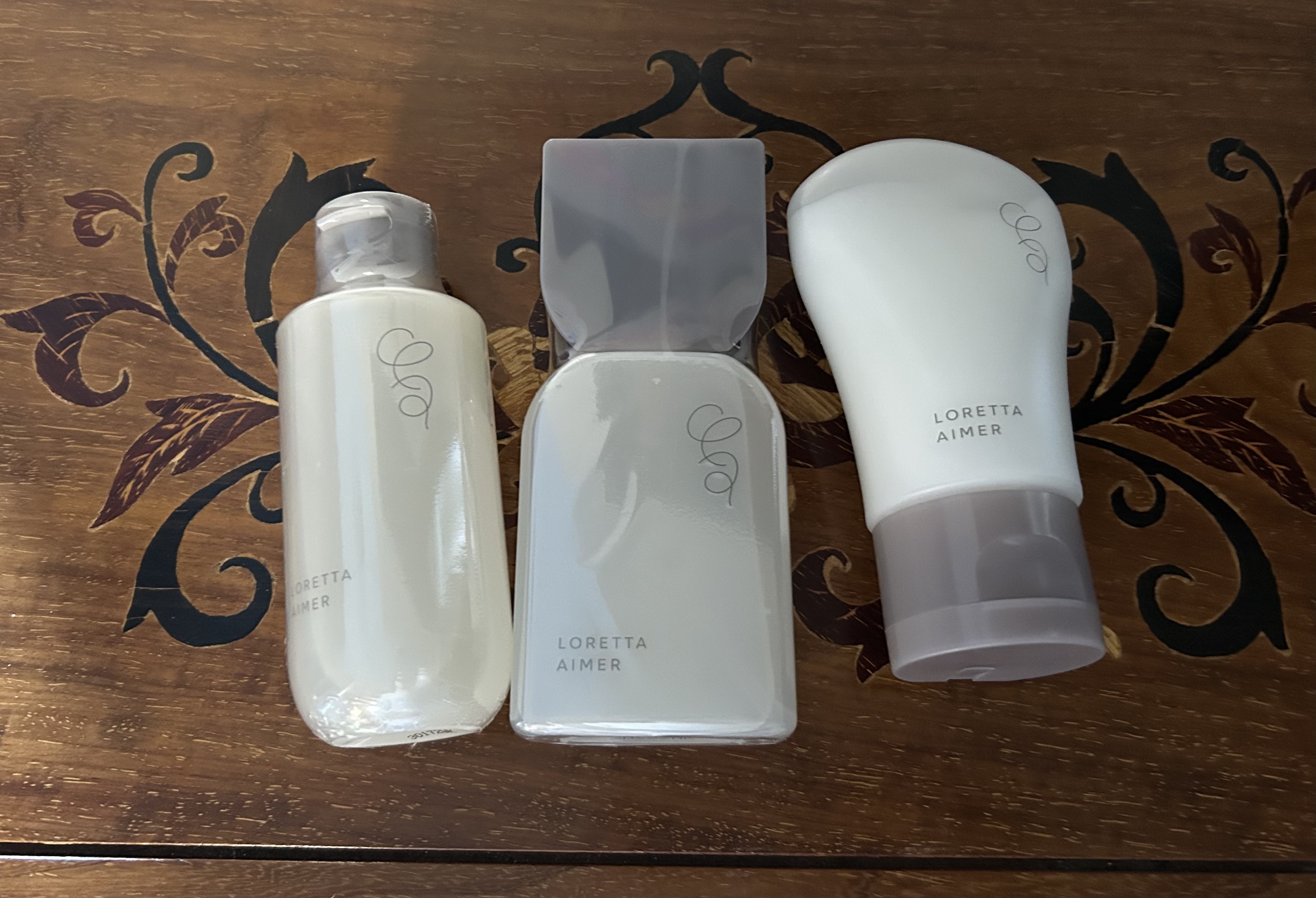 ロレッタ エメ オイルジェルのクチコミ「モラタメでロレッタエメのヘアケアをお得に購入しました。

ジェル状ヘアオイル、ヘアオイル、ヘア.....」（1枚目）