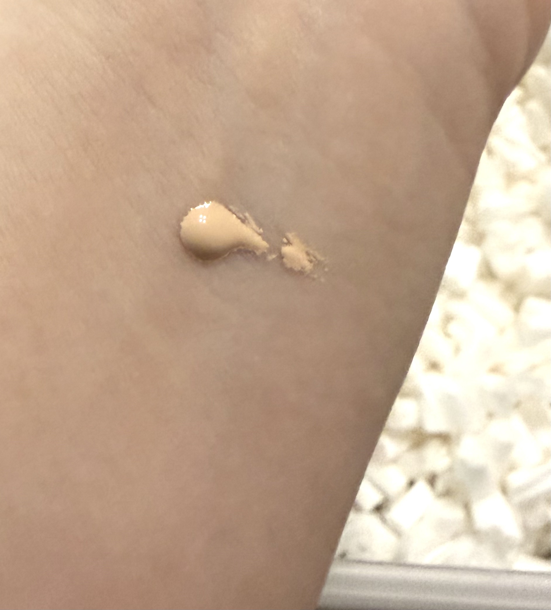 リキッド セラム ファンデーション/DAISY DOLL by MARY QUANT/リキッドファンデーションを使ったクチコミ（3枚目）