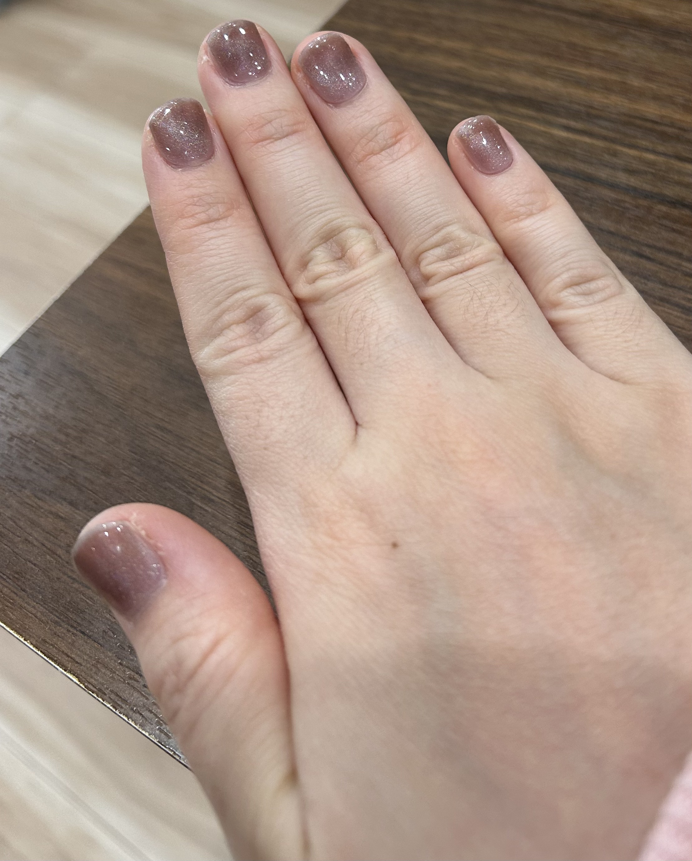 ネイル工房 rainbow 5 micron magnetのクチコミ「　久しぶりのセルフネイルです。
　今回はUrurila貼って固めるジェルネイルシールのクリアカ.....」（1枚目）