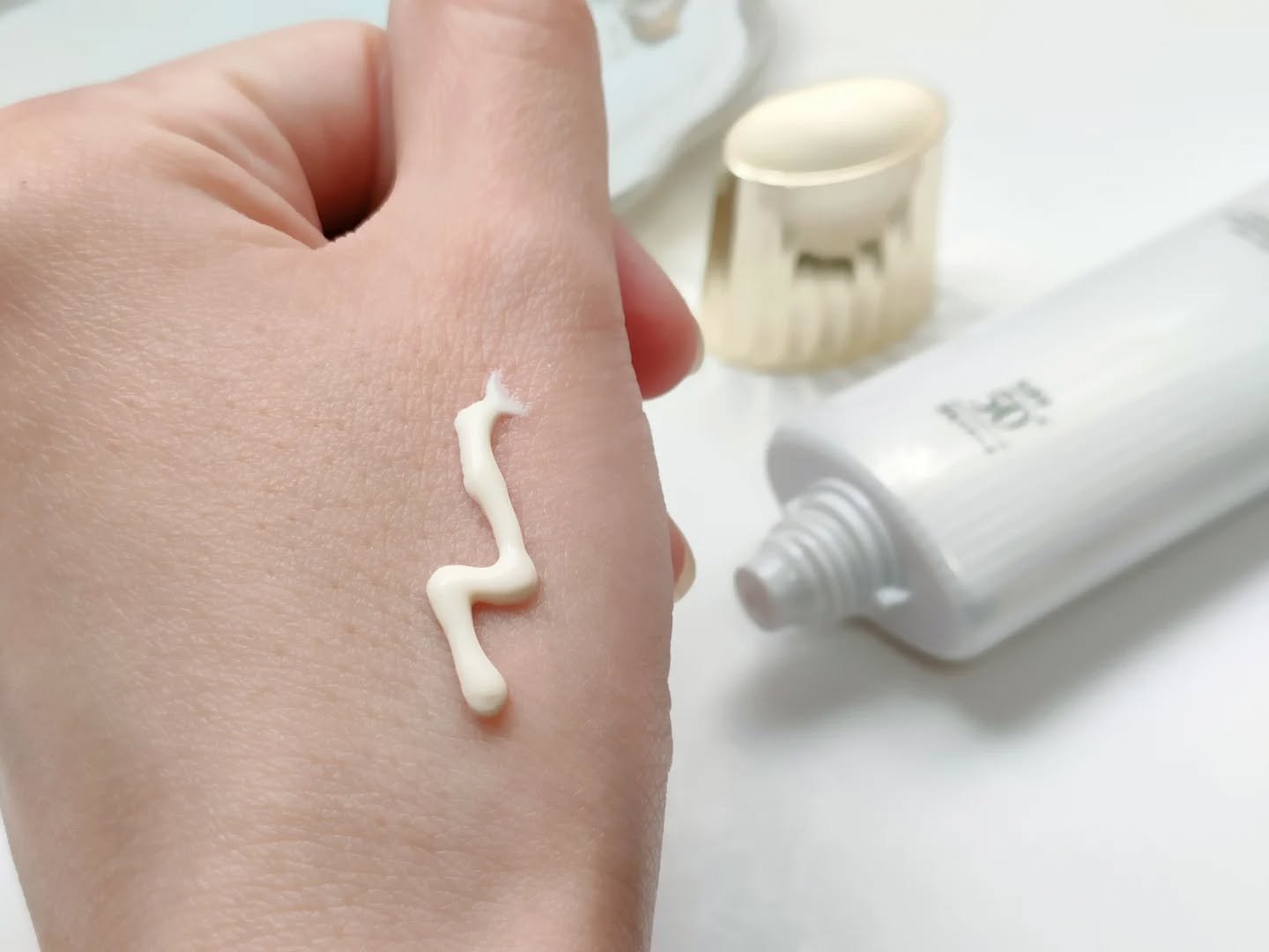 トリートメント デイ クリーム/COVERMARK/日焼け止めクリームを使ったクチコミ（3枚目）