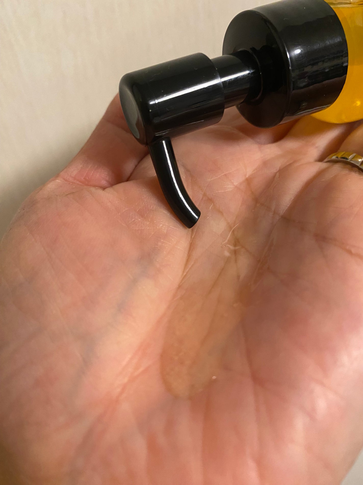 87saku ハナサク シルキーリペア ヘアオイル/87saku/ヘアオイルを使ったクチコミ(3枚目)