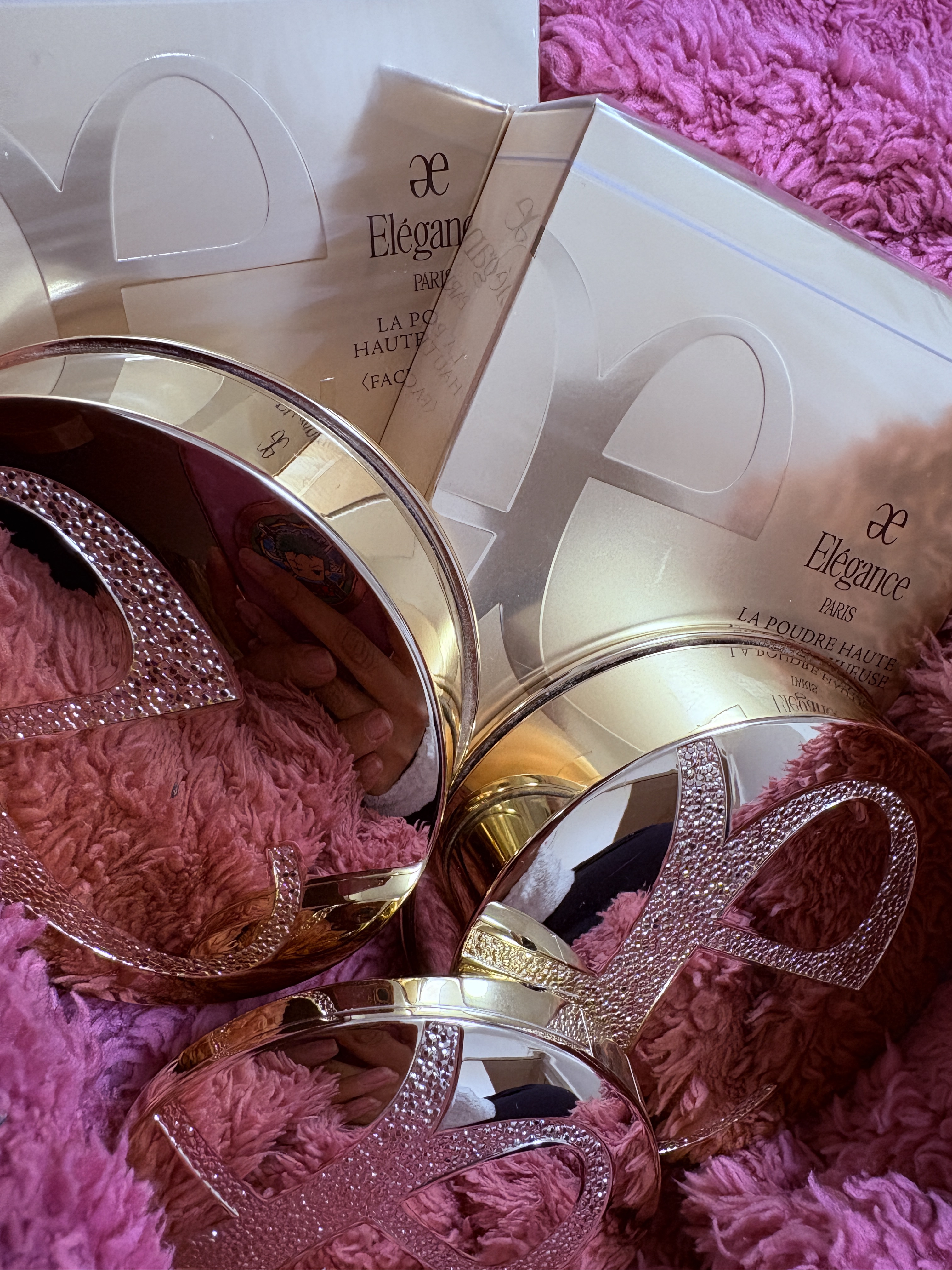 エレガンス ラ プードル オートニュアンス リクスィーズ/Elégance/プレストパウダーを使ったクチコミ（1枚目）