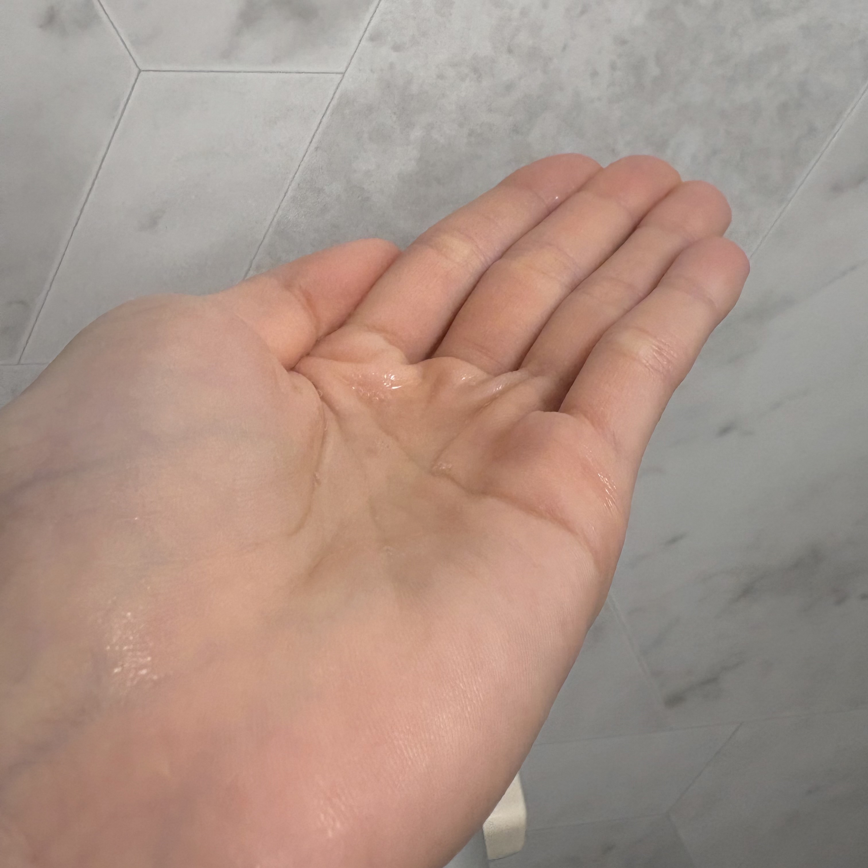 CLAYGE クレージュ ポアスムージング クレンジングオイル ブラックのクチコミ「CLAYGE
クレージュ ポアスムージング クレンジングオイル ブラック



脂性肌おすすめ.....」（2枚目）