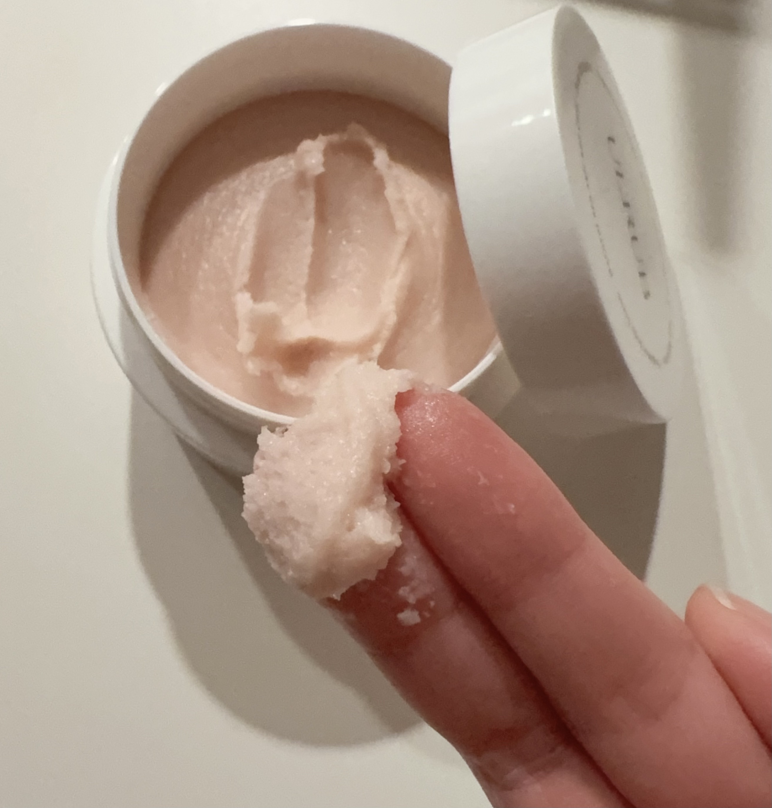 ボディスクラブ Pink Musk 230g/ULRUB/ボディスクラブを使ったクチコミ（3枚目）