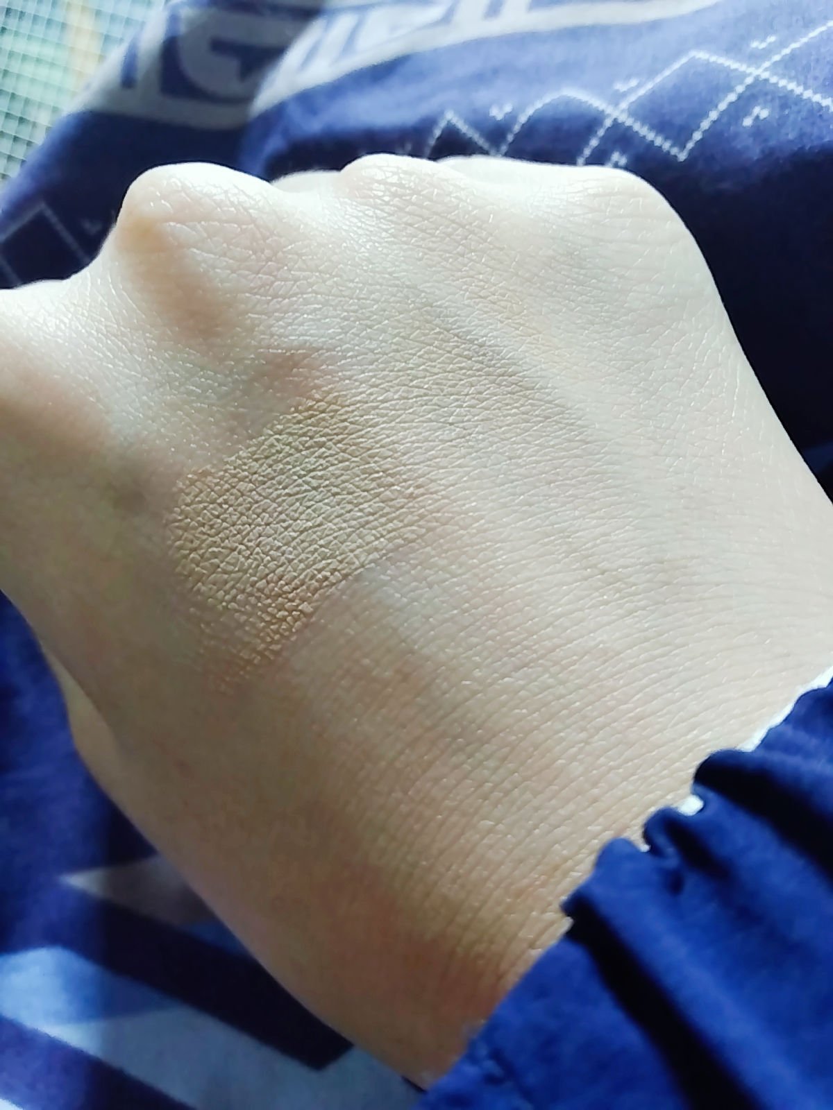 メンズアクネクリア 薬用コンシーラー ナチュラル/石澤研究所/スティックコンシーラーを使ったクチコミ（2枚目）