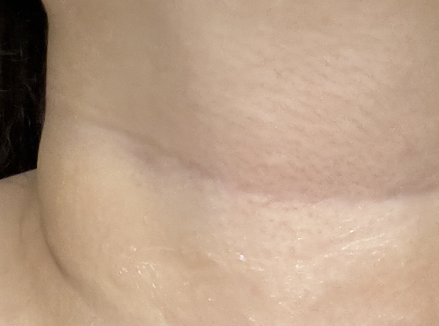 リジュビネイティングネックリンクルコントロールマスク/avajar/ネック・デコルテケアを使ったクチコミ（3枚目）