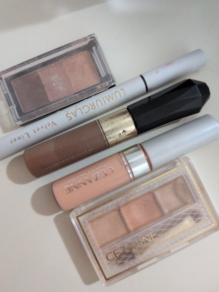 ベルベットライナー/LUMIURGLAS/リキッドアイライナーを使ったクチコミ(2枚目)