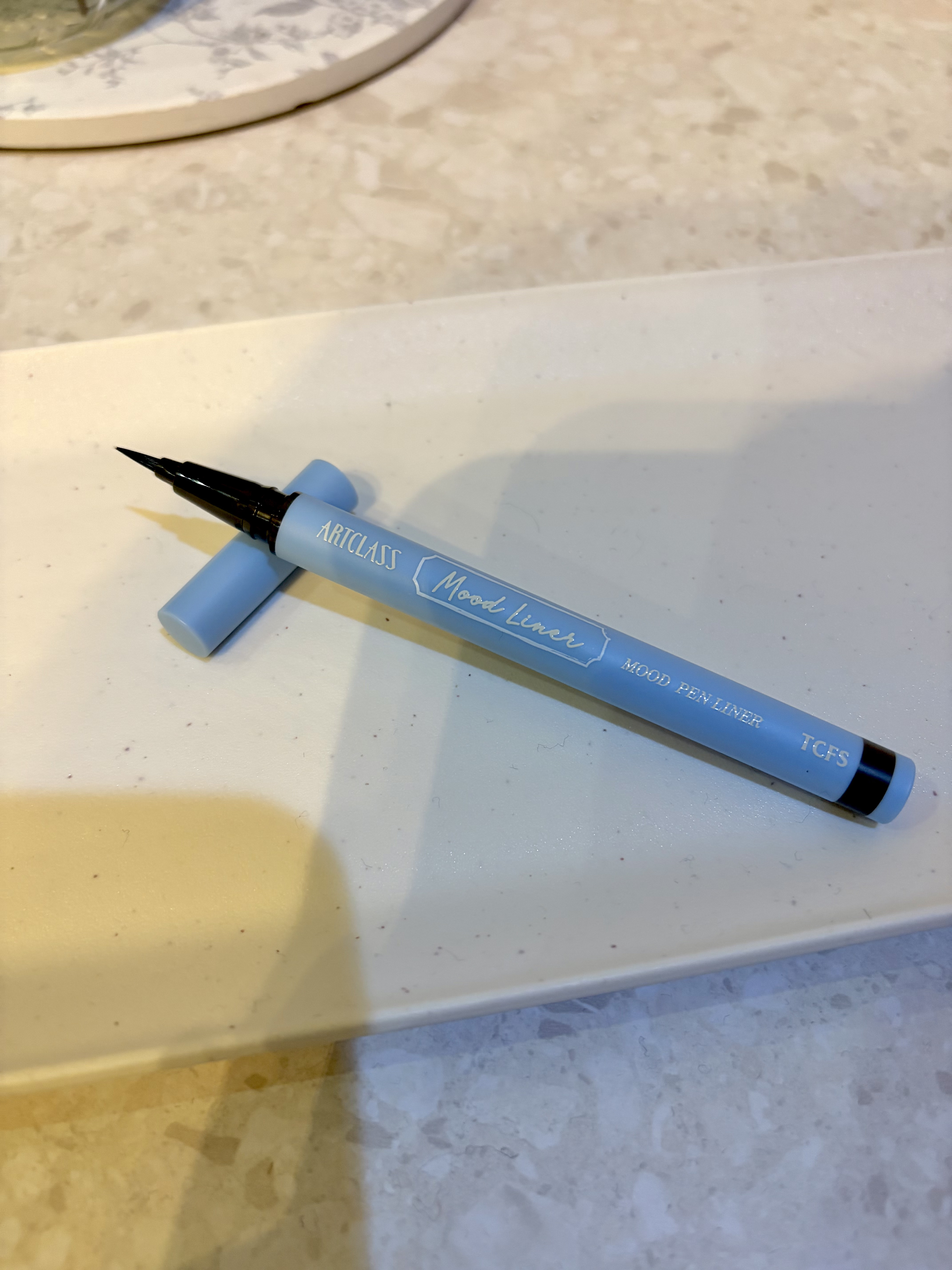 ムードペンライナー/too cool for school/リキッドアイライナーを使ったクチコミ（1枚目）