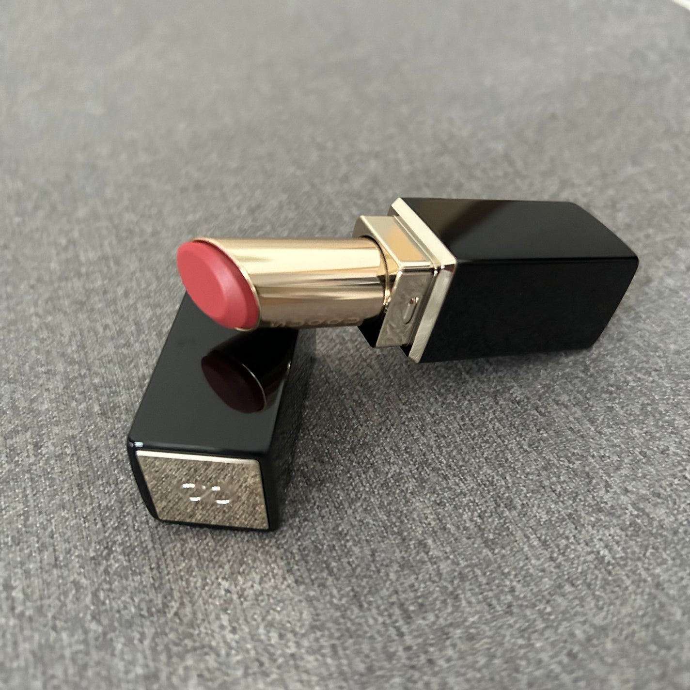 モイスチャー グレイズ リップスティック/SUQQU/口紅を使ったクチコミ(1枚目)