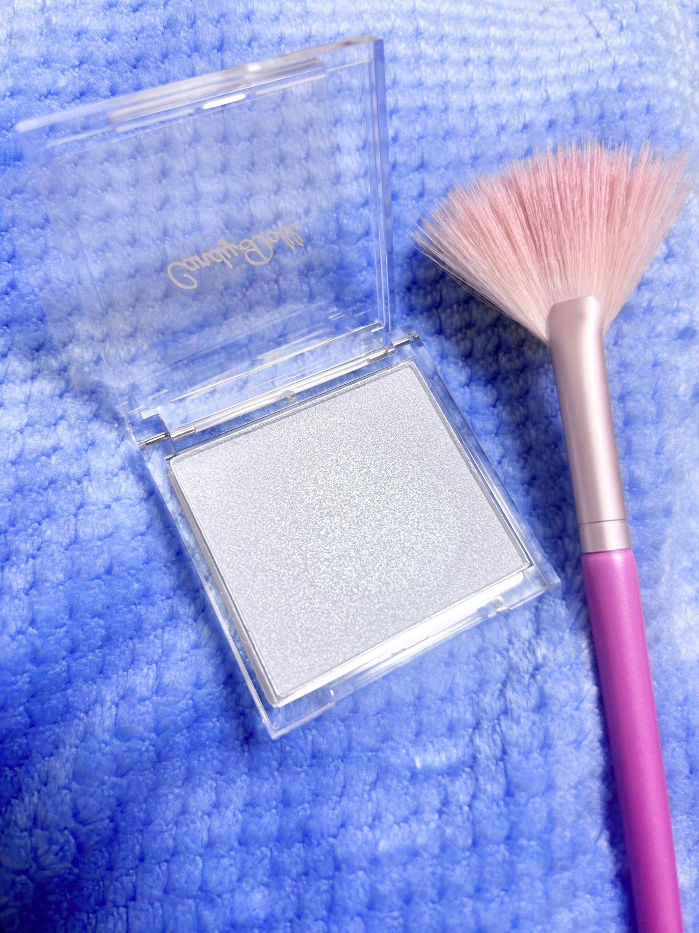 クリスタルハイライター/CandyDoll/パウダーハイライトを使ったクチコミ(1枚目)