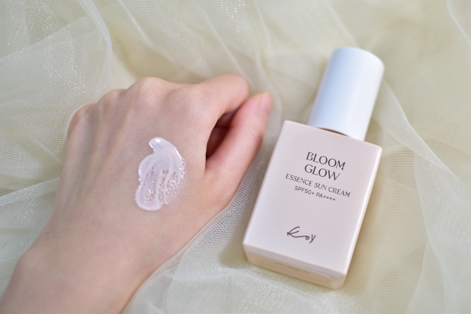 koy ブルームグローエッセンスサンクリームのクチコミ「🔖PR

koy様よりブルームグローエッセンスサンクリームを提供いただきました🫧

ウォーター.....」（2枚目）